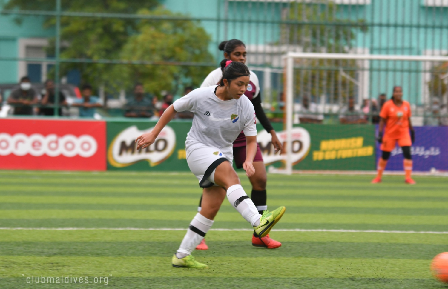 އެމްޕީއެލް އާއި ވެމްކޯ ކުޅުނު މެޗުގެ ތެރެއިން --- ފޮޓޯ: އިމޭޖަސް އެމްވީ