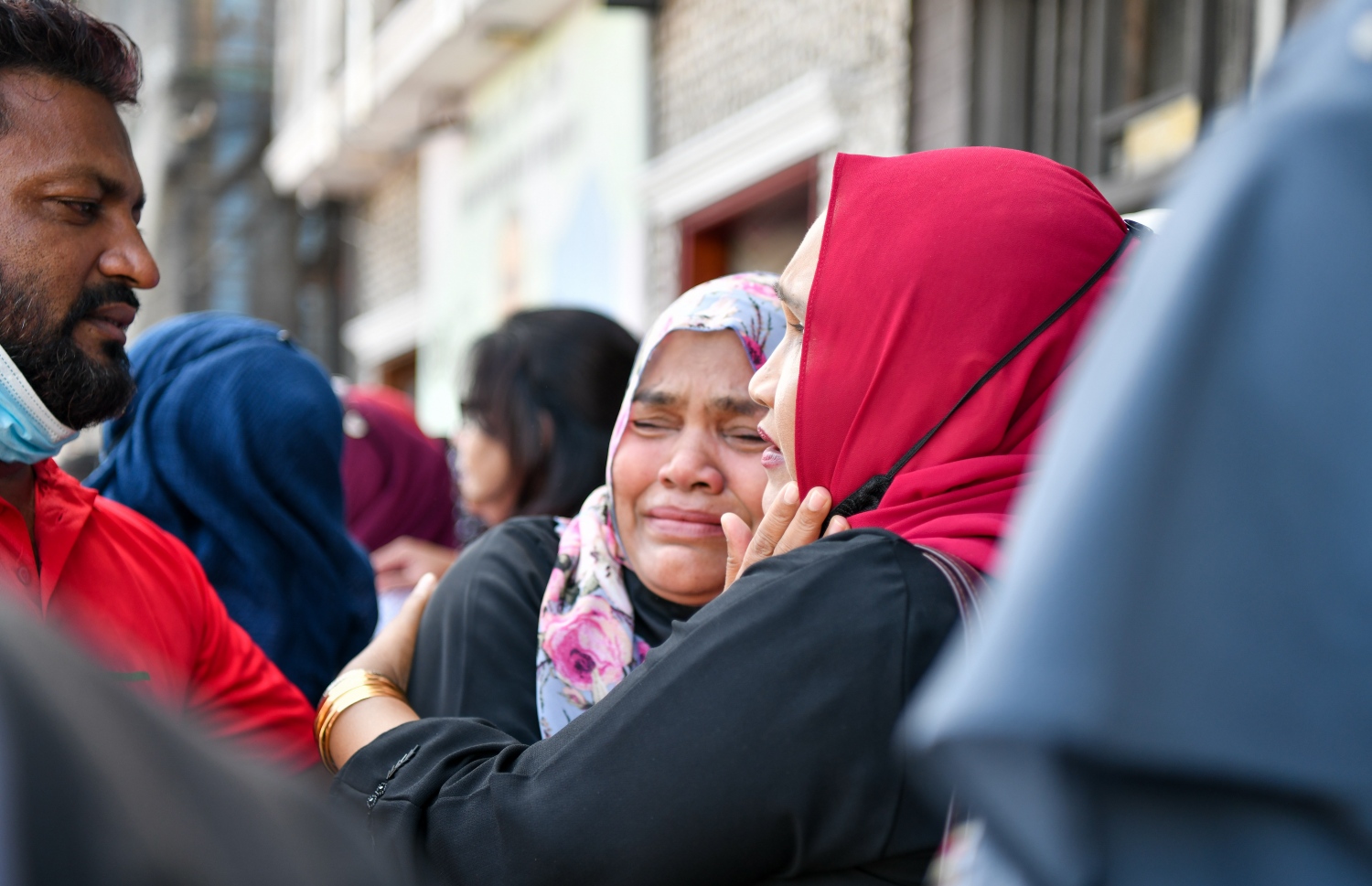 ޔާމީން މިނިވަންވުމާ ގުޅިގެން އުފާފާޅުކުރުން