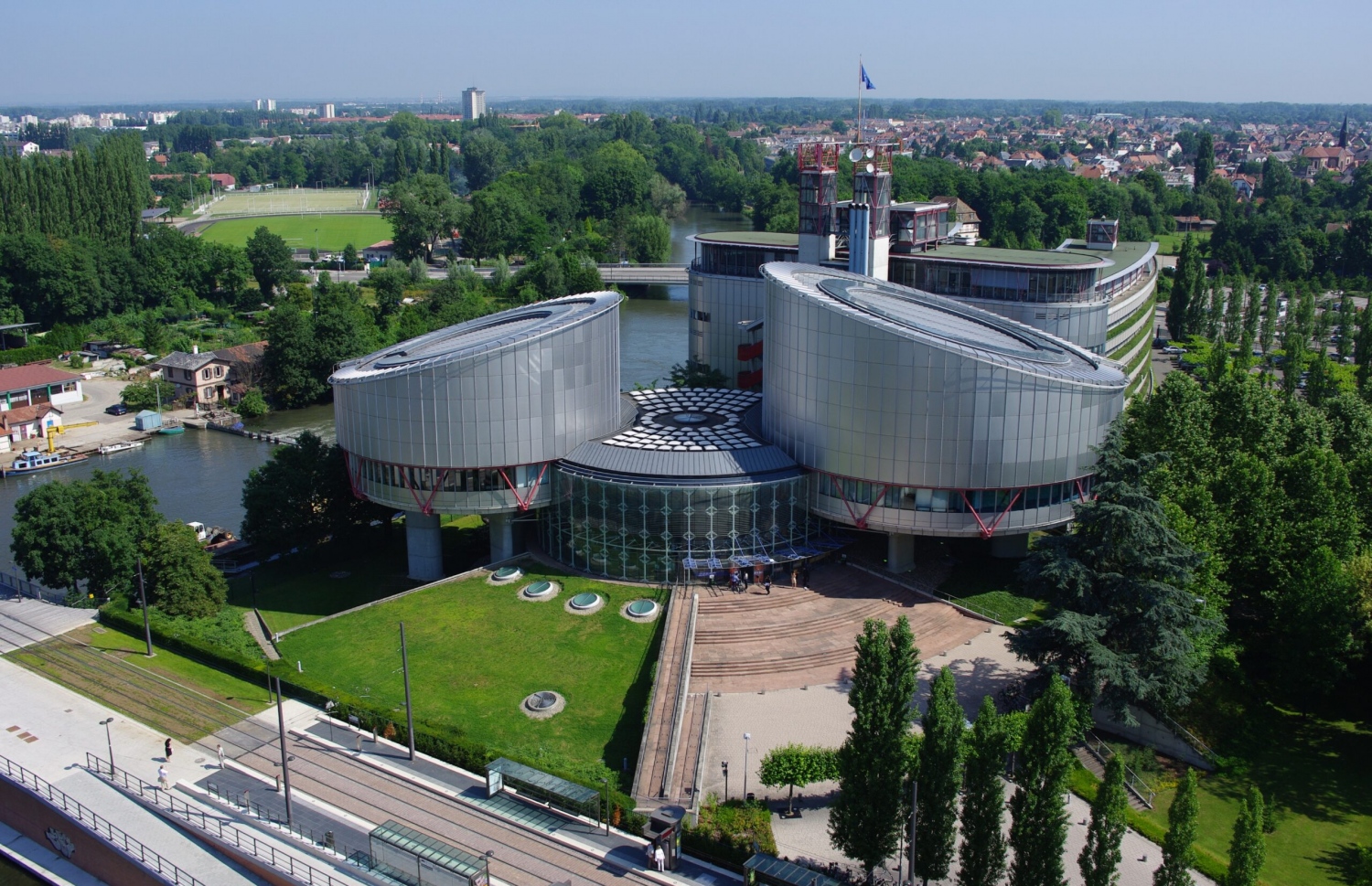 ޔޫރަޕިއަން ކޯޓް އޮފް ހިއުމަން ރައިޓްސް.