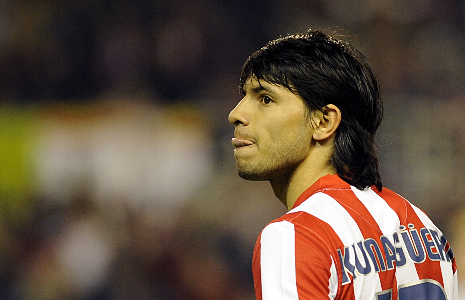 އަގުއޭރޯ އެތުލެޓިކޯ އަށް ކުޅުނު އިރު: އޭނާ އެތުލެޓިކޯ އަށް ބަދަލުވީ އުމުރުން 18 އަހަރުގައި --- ފައިލް ފޮޓޯ: އޭއެފްޕީ