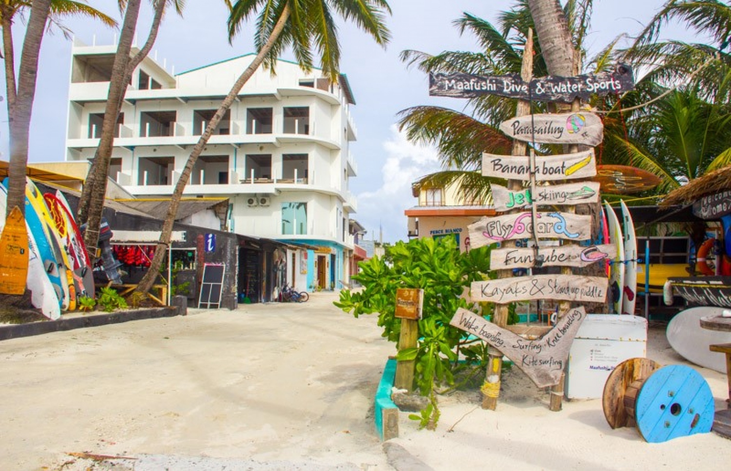 ކ. މާފުށި: އެއް ރަށެއްގައި އެންމެ ގިނަ ގެސްޓްހައުސް ހިންގާ ތަން-- ފައިލް ފޮޓޯ: މިހާރު