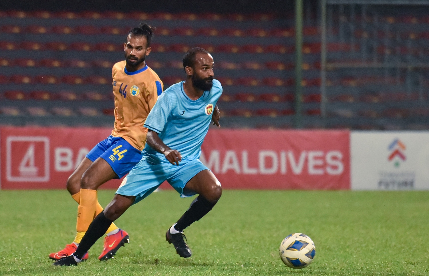 ޕްރެޒިޑެންޓް ކަޕްގައި މިރޭ ވެލެންސިއާ ޔޫވީ ކުޅުނު މެޗުގެ ތެރެއިން --- ފޮޓޯ: އެފްއޭއެމް