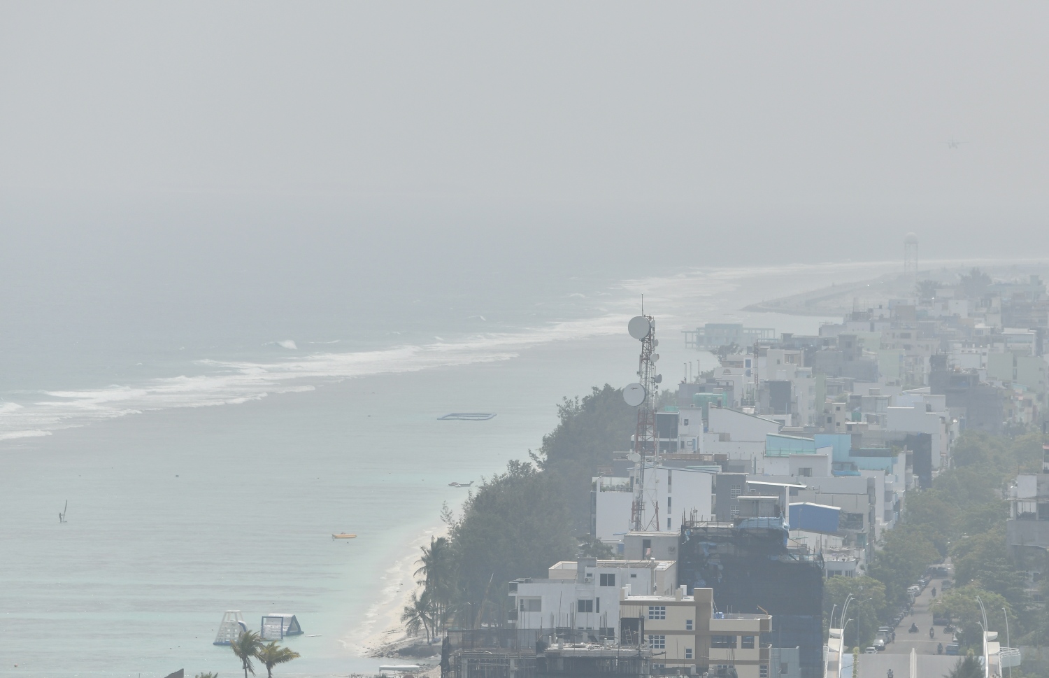 ހުޅުމާލެ ދެވަނަ ފިޔަވަހިން މާލޭއާ ދިމާ ވަރަށް ބޮޑަށް ފުސްވެފައި، މީ އުތުރު އިންޑިއާގެ ވައި ތަޣައްޔަރުވުމުގެ ސބަބުން އުފެދޭ ފުސްކަމެށް -- ފޮޓޯ: ފަޔާޒު މޫސާ / މިހާރު