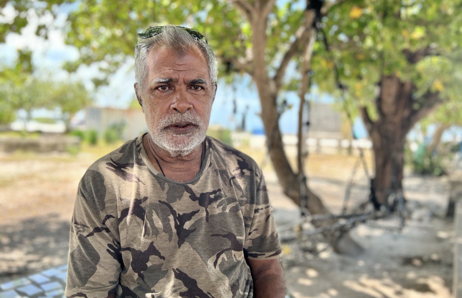 ސުނާމީގައި ކަލައިދުއަށް އުފަން އަހުމަދު ރަޝީދުގެ ތަޖުރިބާ "މިހާރު" އަށް ހިއްސާކުރަނީ.- ފޮޓޯ: އަމާނީ އަބްދުﷲ/ މިހާރު