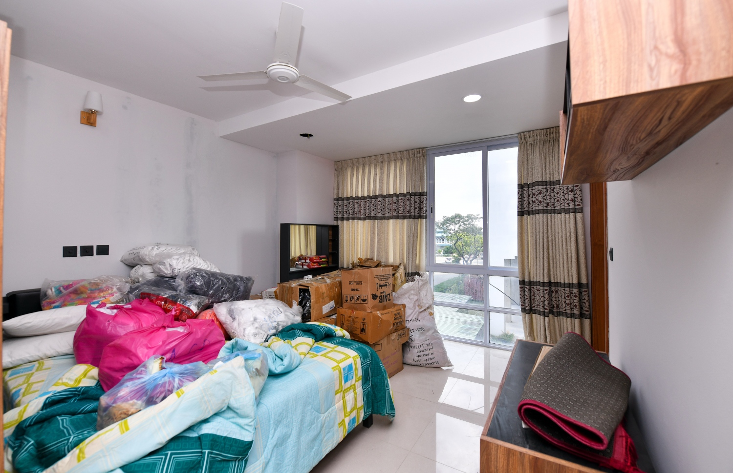 ޕޮލްކޯ ފްލެޓުގެ އެތެރެ.-- ފޮޓޯ: ފަޔާޒު މޫސާ/ މިހާރު