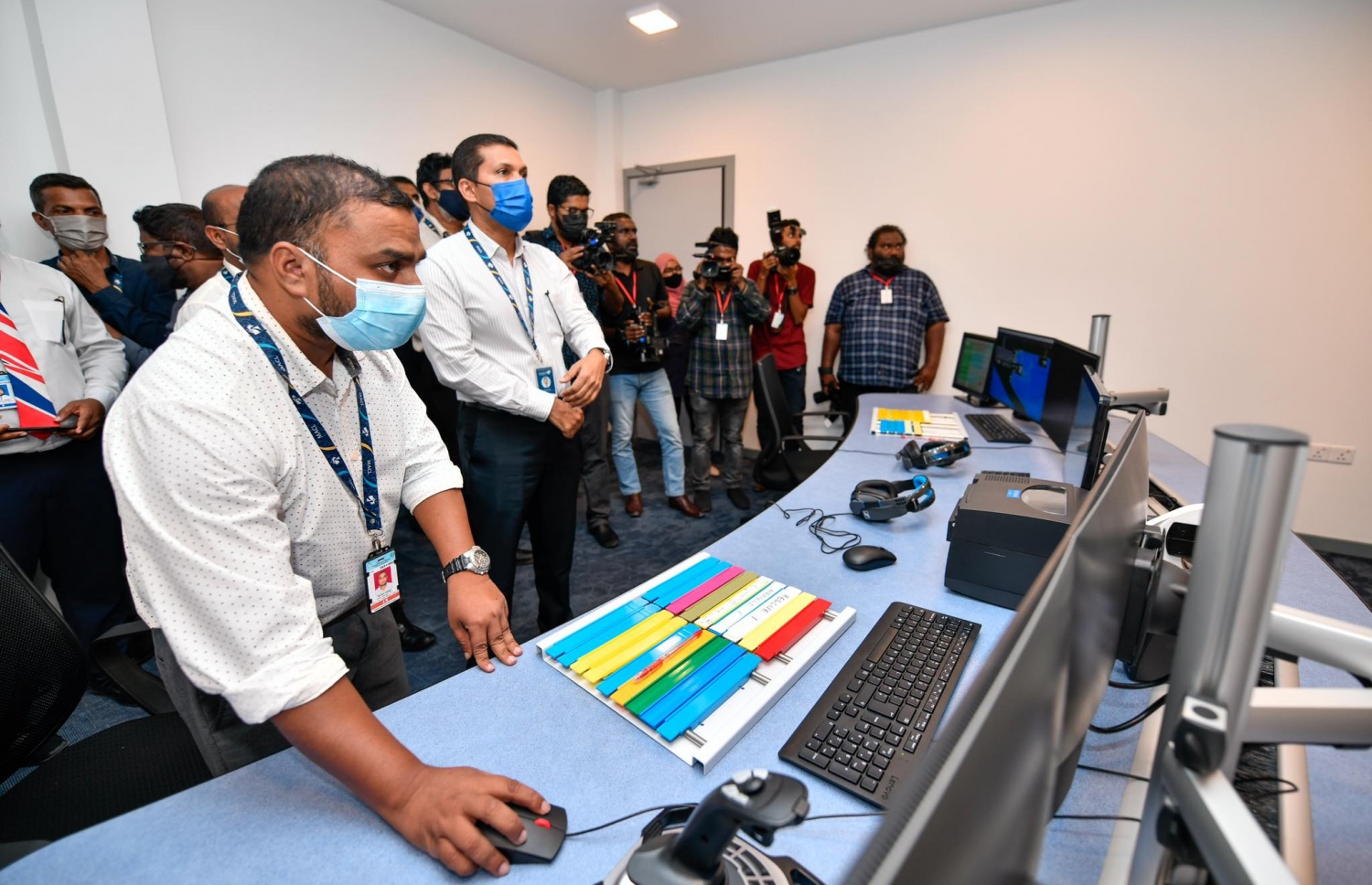 އެމްއޭސީއެލްގެ އޭޓީސީ ޓަވާ ސިމިއުލޭޓަރު ހުޅުވުމަށް މިއަދު ބޭއްވި ރަސްމިއްޔާތު: މި ސިމިއުލޭޓަރުގެ ސަބަބުން އޭޓީސީގެ ގިނަ ތަމްރީނުތައް ހިންގޭނެ.-- ފޮޓޯ:ފަޔާޒު މޫސާ/ މިހާރު