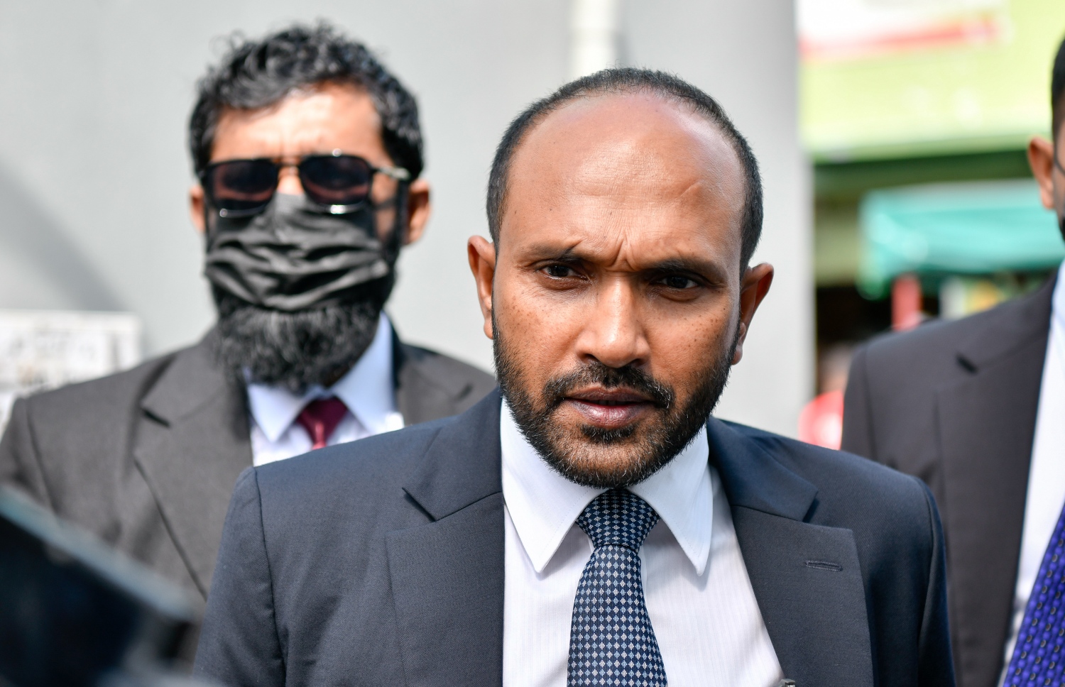 ޔާމީންގެ ވަކީލް ޖަމީލް -- ފޮޓޯ/މިހާރު