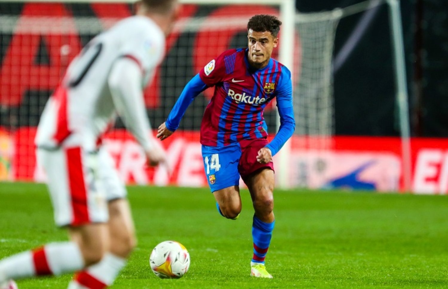 ކުޓީނިއޯ މި ސީޒަނުގައި ބާސެލޯނާ މެޗެއްގައި.--