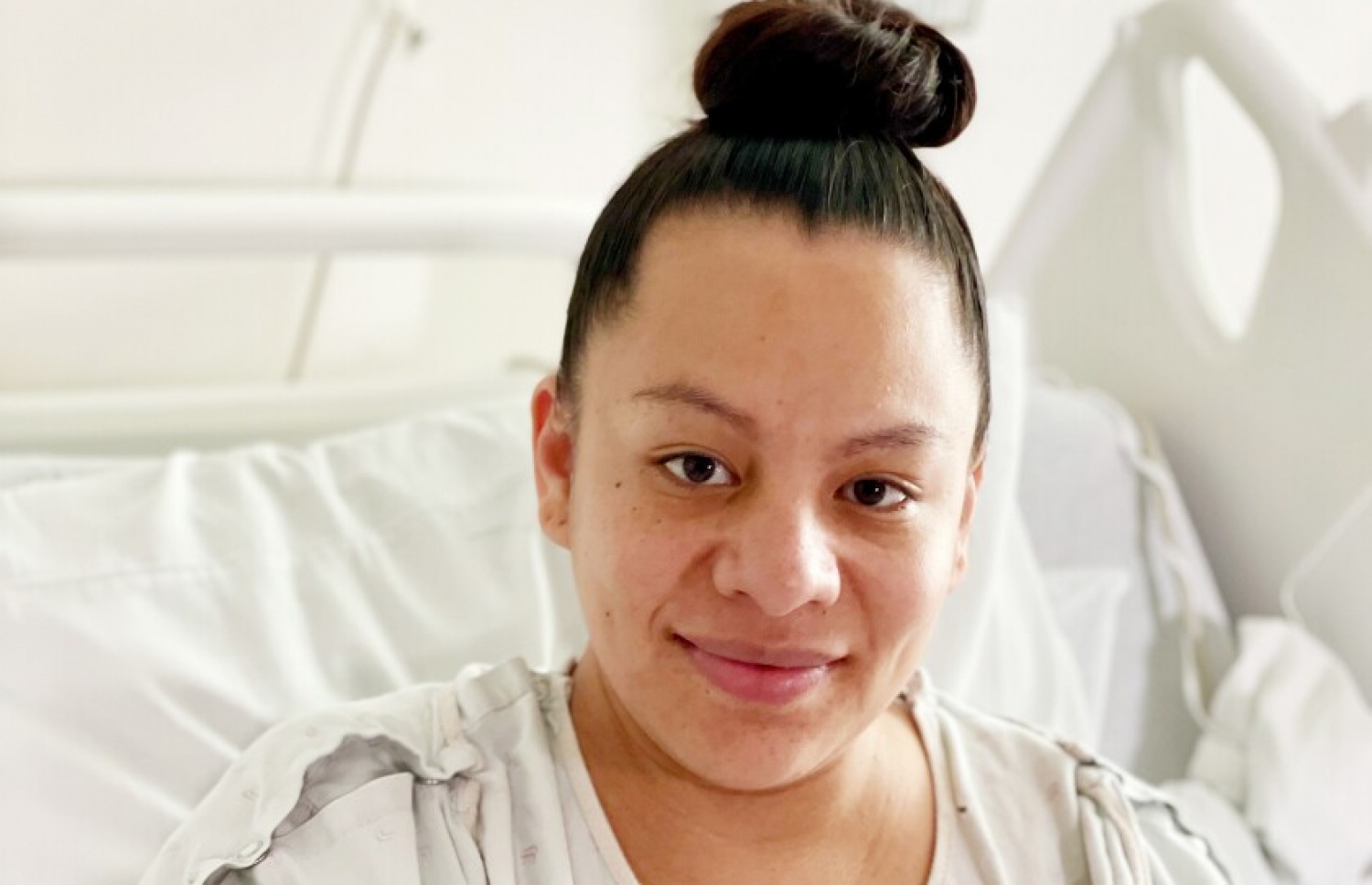 ދެ ކުދިންގެ މަންމަ ފާތިމާ.