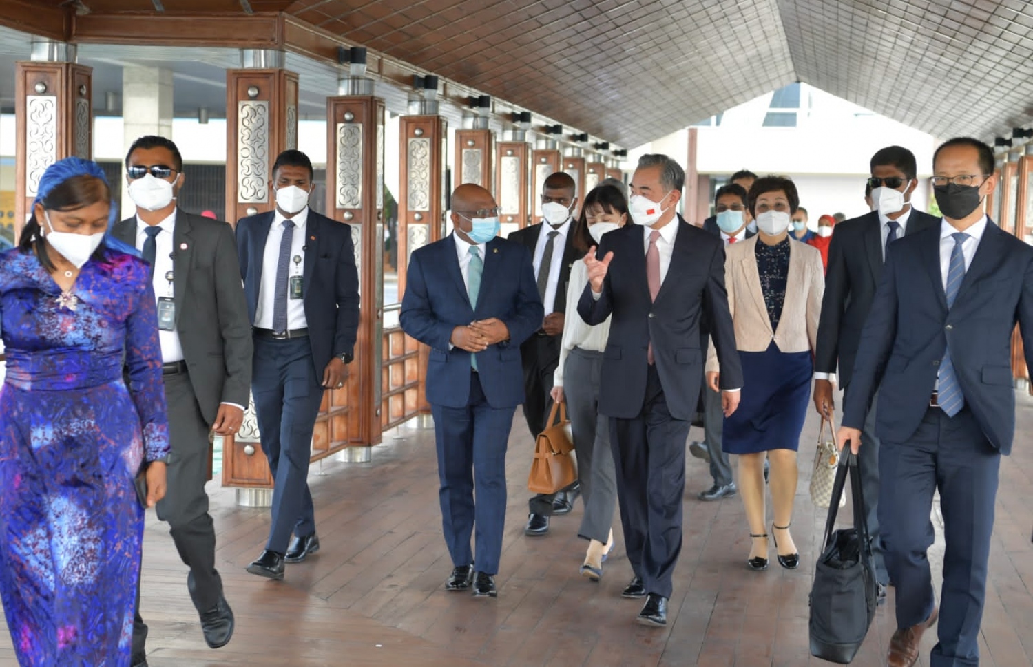 ޗައިނާގެ ފޮރިން މިނިސްޓަރު ރާއްޖެ ވަޑައިގަތުން--