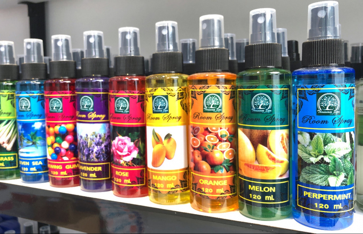 ތައިސިއާމް ސްޕާގެ ރޫމް ސްޕްރޭ: ދިވެހިންނަށް މުޅިން އާ ހަ ބާވަތެއް ވަނީ ތައާރަފު ކޮށްފައި-- ފޮޓޯ: ބިޔޯންޑް ޓްރޭޑިން