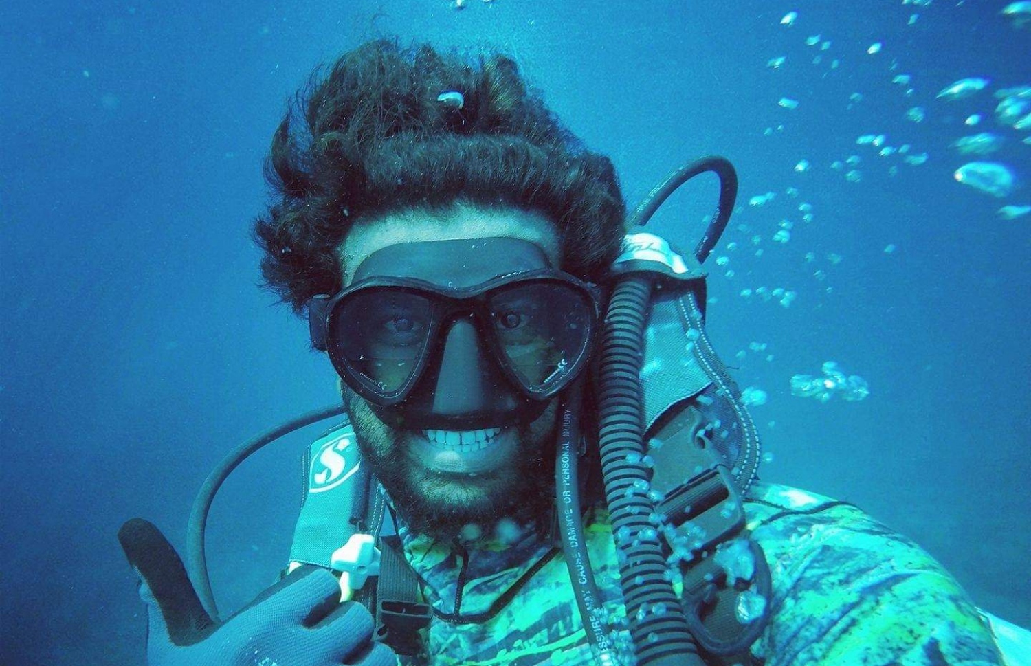 ކަރަށް ތޮޅީއެއް ހެރި ފުރާނަ ކިރިޔާ ސަލަމާތްވި އއ. ހިމަންދޫ ހަސަން އަނީލް ޑައިވިނުގައި.