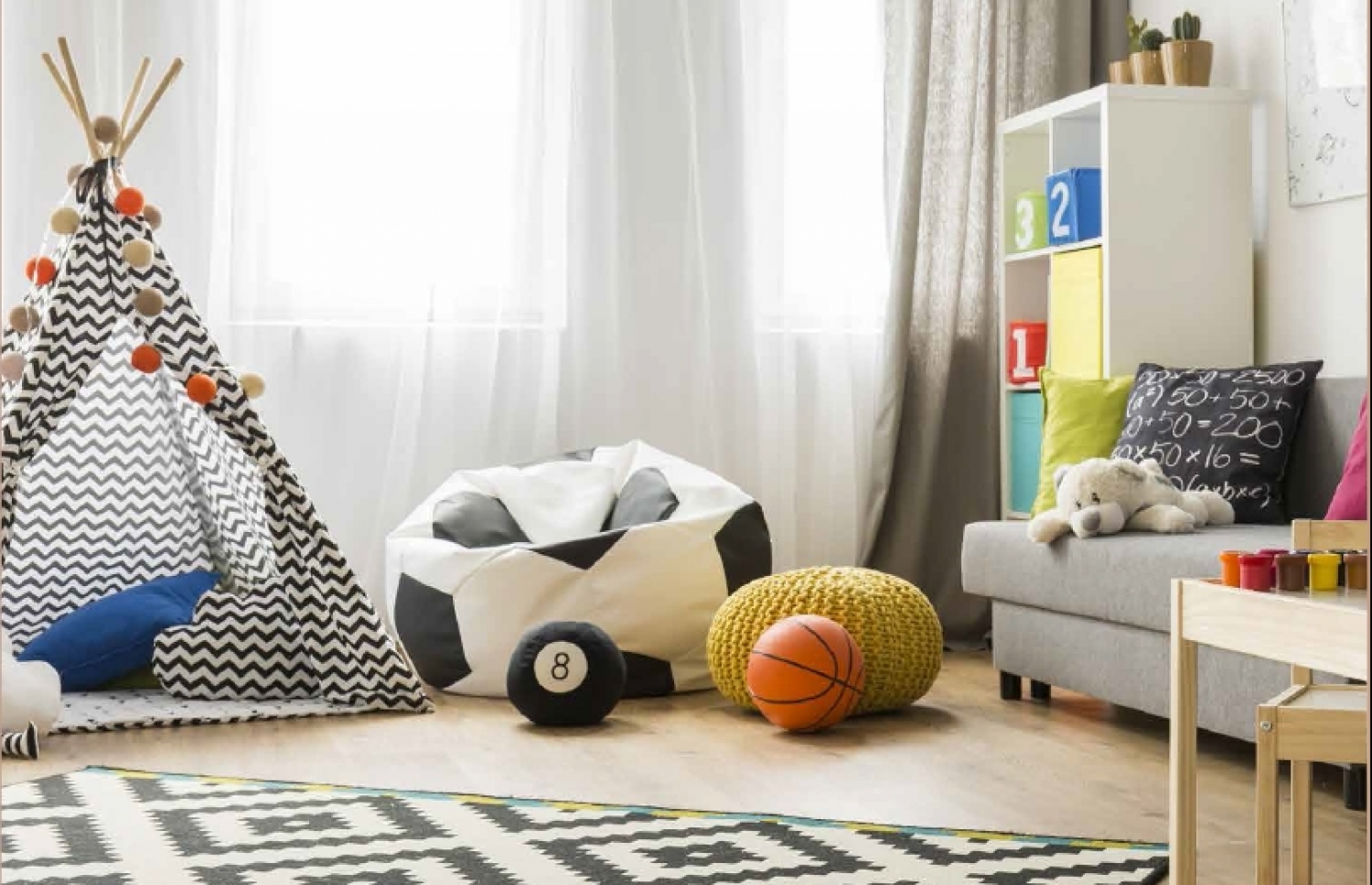 ސޮލިޓެއާގެ ލޮބީގައި ކުޑަކުދިންނަށް ހާއްސަކޮށް ހެދިފައި ހުންނާނެ ކޮޓަރި--ފޮޓޯ: ސޮލިޓެއާ