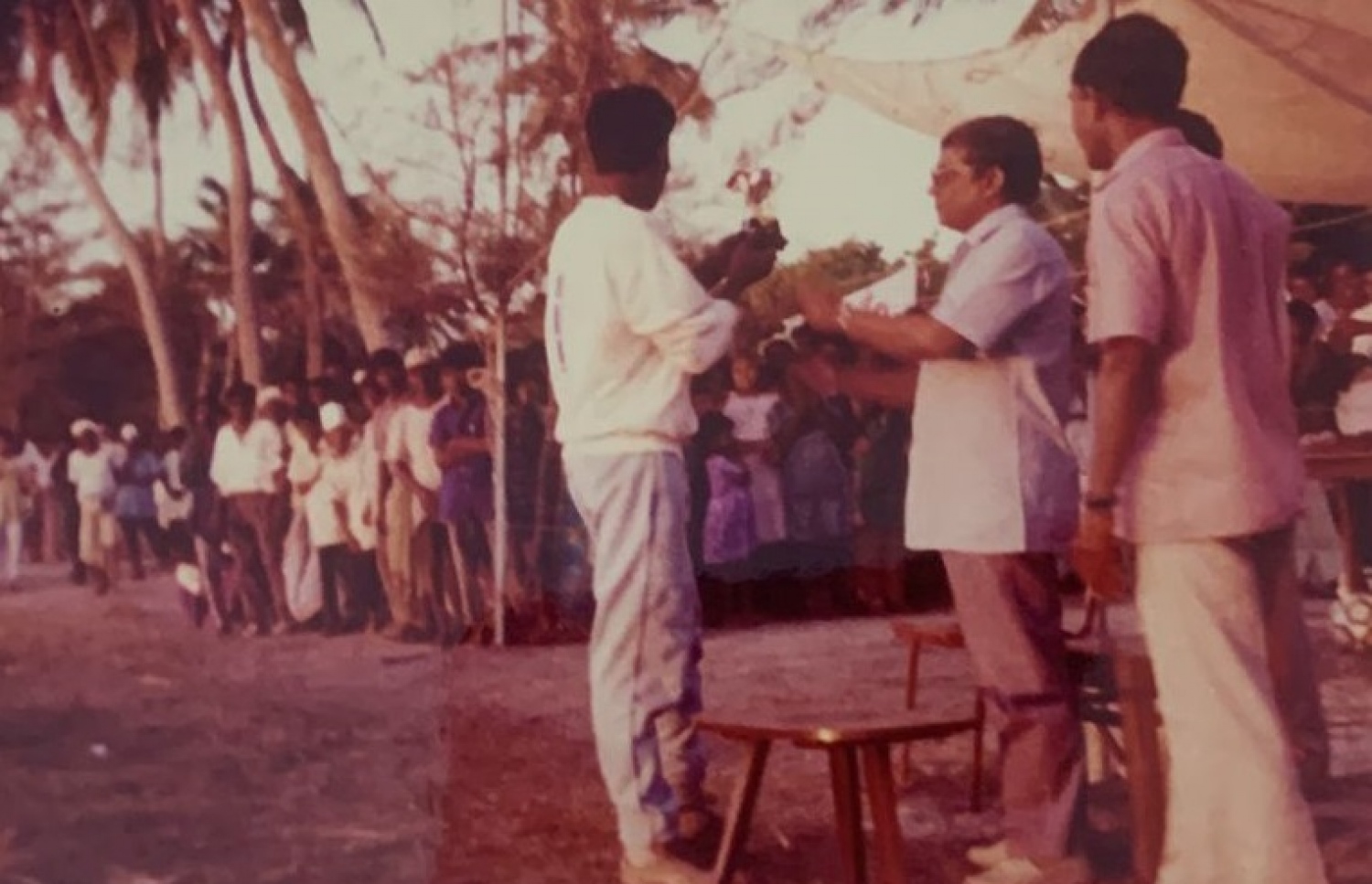 އަލިފުށީގައި ފުޓްބޯޅައިގެ ހަރަކާތްތަކެއްގެ ތެރެއިން