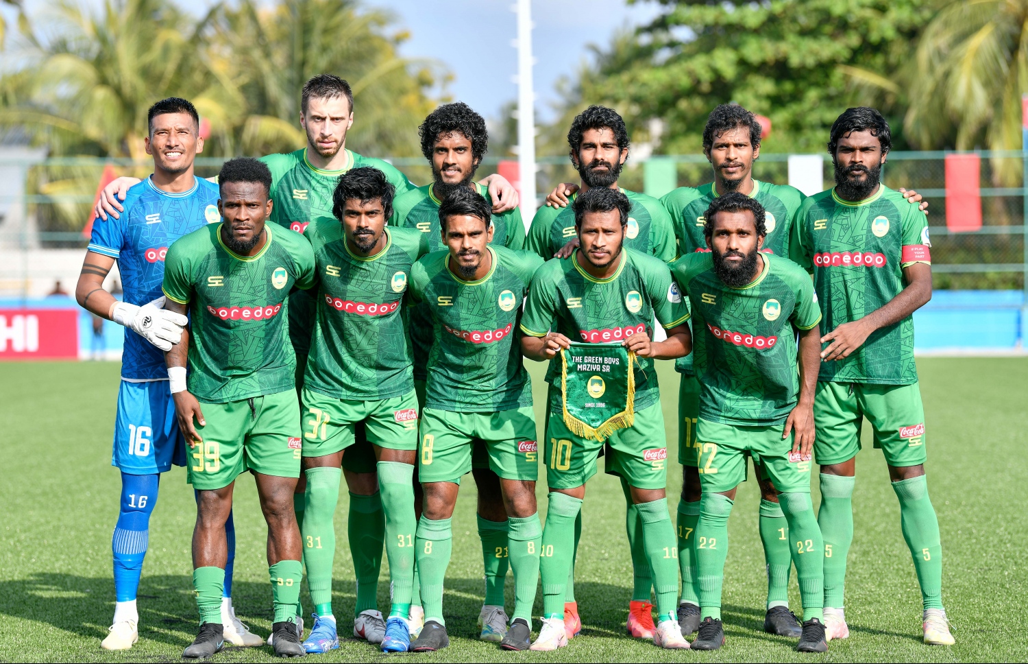 ރ. އަލިފުށީގައި ކުޅުނު ޕްރެޒިޑެންޓްސް ކަޕް ފައިނަލް ތެރެއިން، އިތުރު ވަގުތުގެ ދެހާފު ކުޅެ މާޒިޔާގެ މައްޗަށް 2-1 ގެ ނަތީޖާ އަކުން ކާމިޔާބު ހޯދައި ޕްރެޒިޑެންޓްސް ކަޕުގެ ޗެމްޕިއަންކަން ވެލެންސިއާއިން ވަނީ ހޯދާފައި--. ފޮޓޯ: ނިޝާން އަލީ/މިހާރު