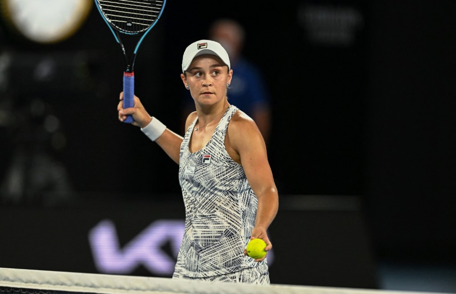 ބާޓީ އަންހެން ސިންގަލްސް ސެމީ ފައިނަލުގައި ކުޅެނީ.-- ފޮޓޯ: އޭއެފްޕީ