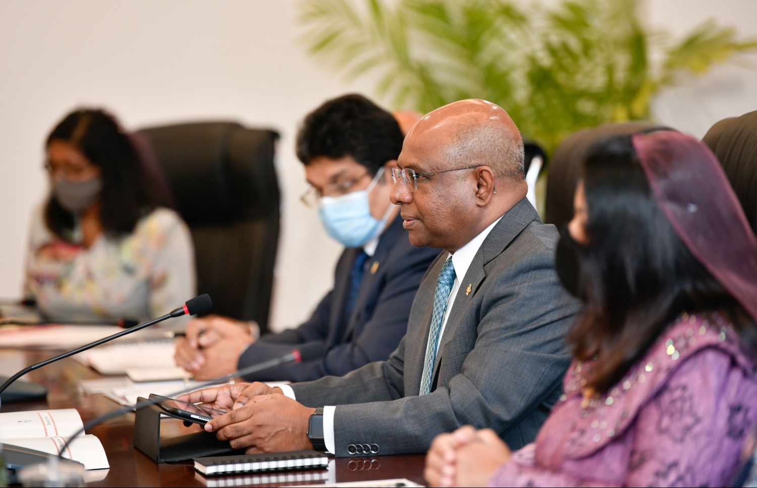 މާލެ: ޖެނުއަރީ 30، 2022: ރާއްޖޭގެ ފޮރިން މިނިސްޓަރު އަބްދުﷲ ޝާހިދު ވާހަކަ ދައްކަވަނީ: ކޮވިޑް-19 އިން ދިފާއުވުމަށް ޖަހާ ސިނޮވެކް ވެކްސިންގެ 20،000 ޑޯޒް ތުރުކީ ސަރުކާރުން ރާއްޖެ އަށް ވަނީ ހަދިޔާކޮށްފައި.-- ފޮޓޯ: ނިޝާން އަލީ /މިހާރު