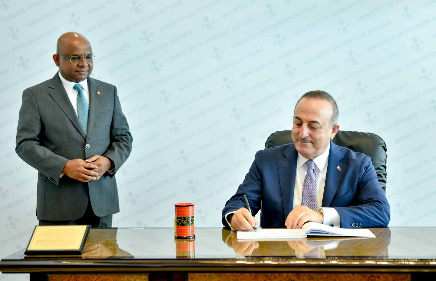 ތުރުކީގެ ފޮރިން މިނިސްޓަރު ރާއްޖޭގައި