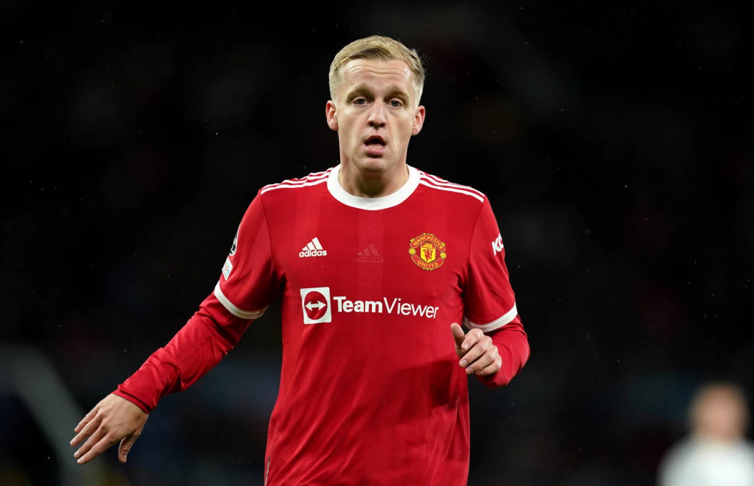 ޔުނައިޓެޑަށް ކުޅޭ ވެން ޑި ބީކް: ލަމްޕާޑް އޭނާ އެވަޓަން އަށް ގެންނަނީ ކްރިސްޓަލް ޕެލަސް އިން ވެސް އޭނާ ގެންދަން މަސައްކަތް ކުރަމުން ދަނިކޮށް.