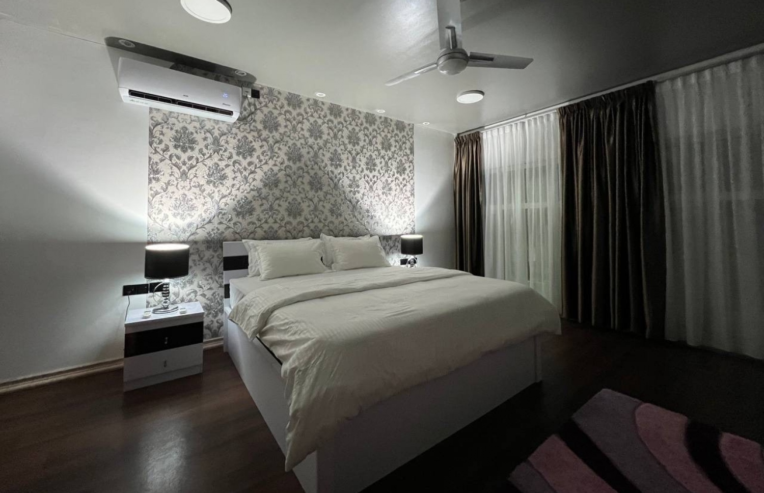 ހޯމް ސްޓޭއަށް ހާއްސަ ކުރާ ގޭގެ ކޮޓަރި: ކޮޓަރި ވެސް ހަދާފައިވަނީ ބޮޑެތި ހޮޓަލްތަކުގެ ކޮޓަރިތަކުގެ ސްޓައިލަށް-- ފޮޓޯ: މިހާރު