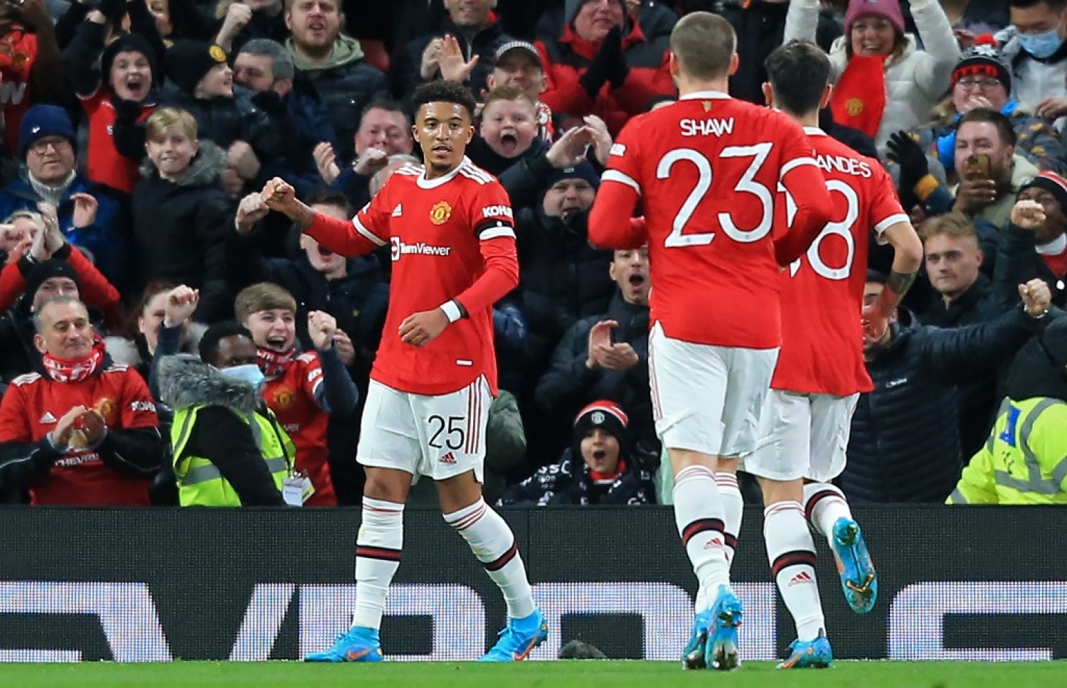 ސަންޗޯ (25)، ޔުނައިޓެޑަށް ލީޑު ނަގައިދިން ލަނޑު ޖެހުމަށް ފަހު އުފާފާޅު ކުރަނީ.-- ފިޓޯ: އޭއެފީ