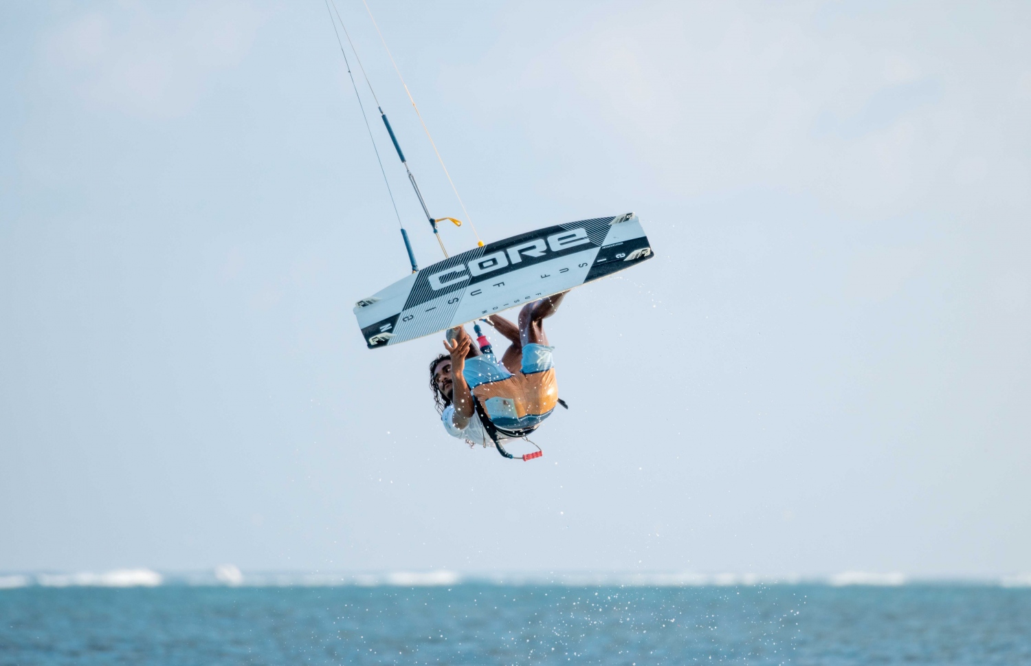 މާފުށި- ފެބްރުއަރީ 9، 2022:މަފުށީގައި ކުރިއަށްދާ ރާޅުގުޑި ކައިޓް ބޯޑިން މުބާރާތުގެ ތެރެއިން -- ފޮޓޯ: އަހުމަދު އަވްްޝަން/މިހާރު