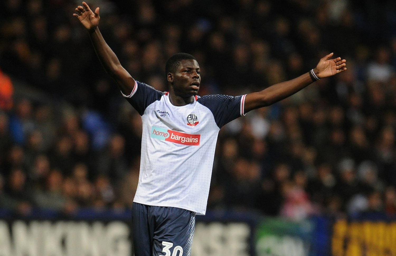 ޒޫމާގެ ކޮއްކޮ ޔޯއާން. ވީޑިއޯ ވައިރަލްވީ އޭނަގެ ސްނެޕްޗެޓް ސްޓޯރީން.