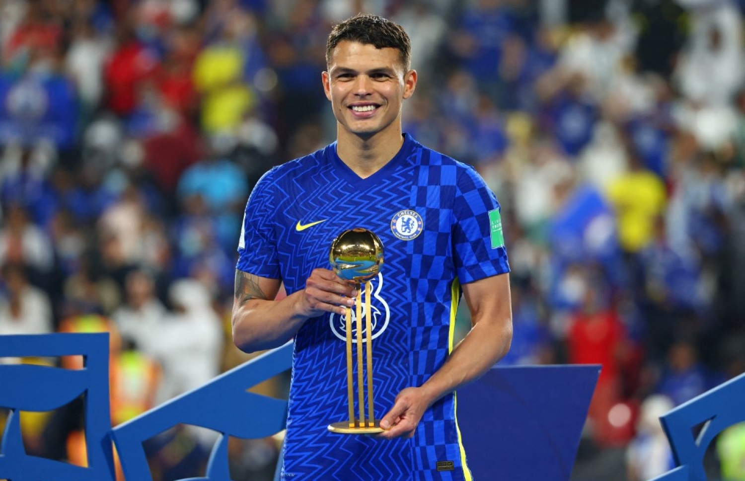 މުބާރާތުގެ މޮޅު ކުޅުންތެރިޔާގެ މަގާމް ހޯދި ތިއާގޯ ސިލްވާ.-- ފޮޓޯ: އޭއެފްޕީ