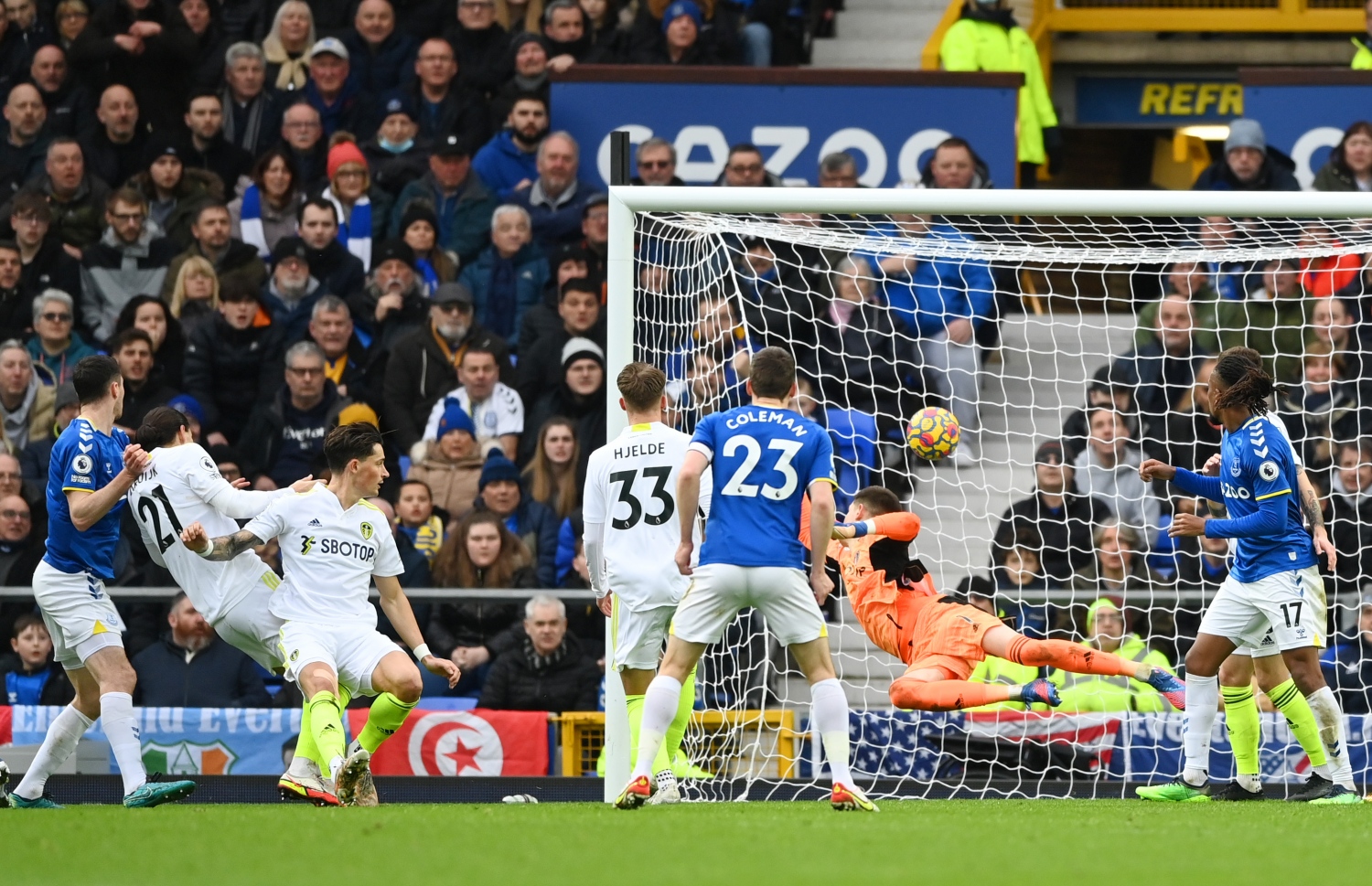 ކީން، އެވަޓަންގެ ދެވަނަ ލަނޑު ޖަހަނީ.-- ފޮޓޯ: ޕްރިމިއާ ލީގު