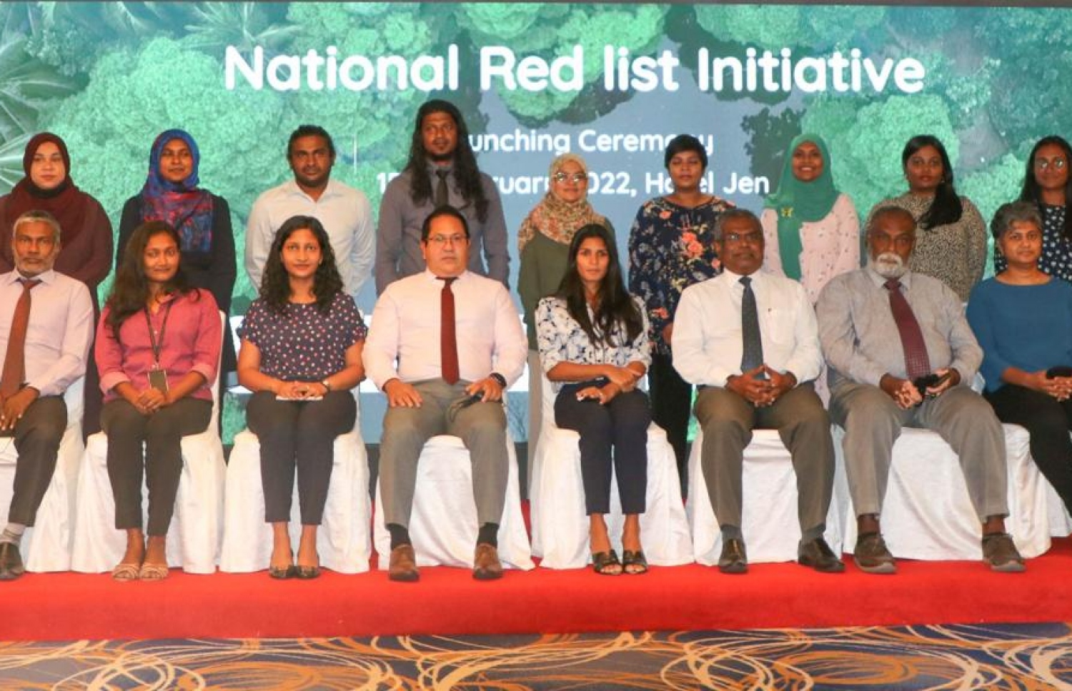 ނެތިގެން ހިނގައިދާނެ ކަމުގެ ބިރު ހީވެފައިވާ ތަކެތީގެ ރެޑްލިސްޓެއް އެކުލަވާލުމުގެ މަސައްކަތް ލޯންޗުކުރުމަށް މިދިޔަ ހުކުރު ދުވަހު ހޮޓެލް ޖެންގައި ބޭއްވި ރަސްމިއްޔާތު.-- ފޮޓޯ: އެންވަޔަރަމަންޓް މިނިސްޓްރީ