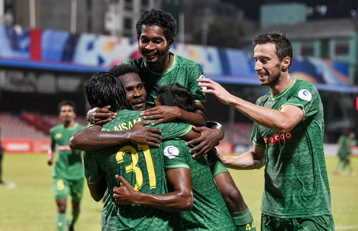 ލަނޑު ޖެހުމަށް ފަހު މާޒިޔާގެ ކުޅުންތެރިން އުފާ ކުރަނީ: އެޓީމުން ވަނީ ދެ މެޗުން ހަ ޕޮއިންޓް ހޯދައިފަ --- ފޮޓޯ: ފަޔާޒު މޫސާ | މިހާރު