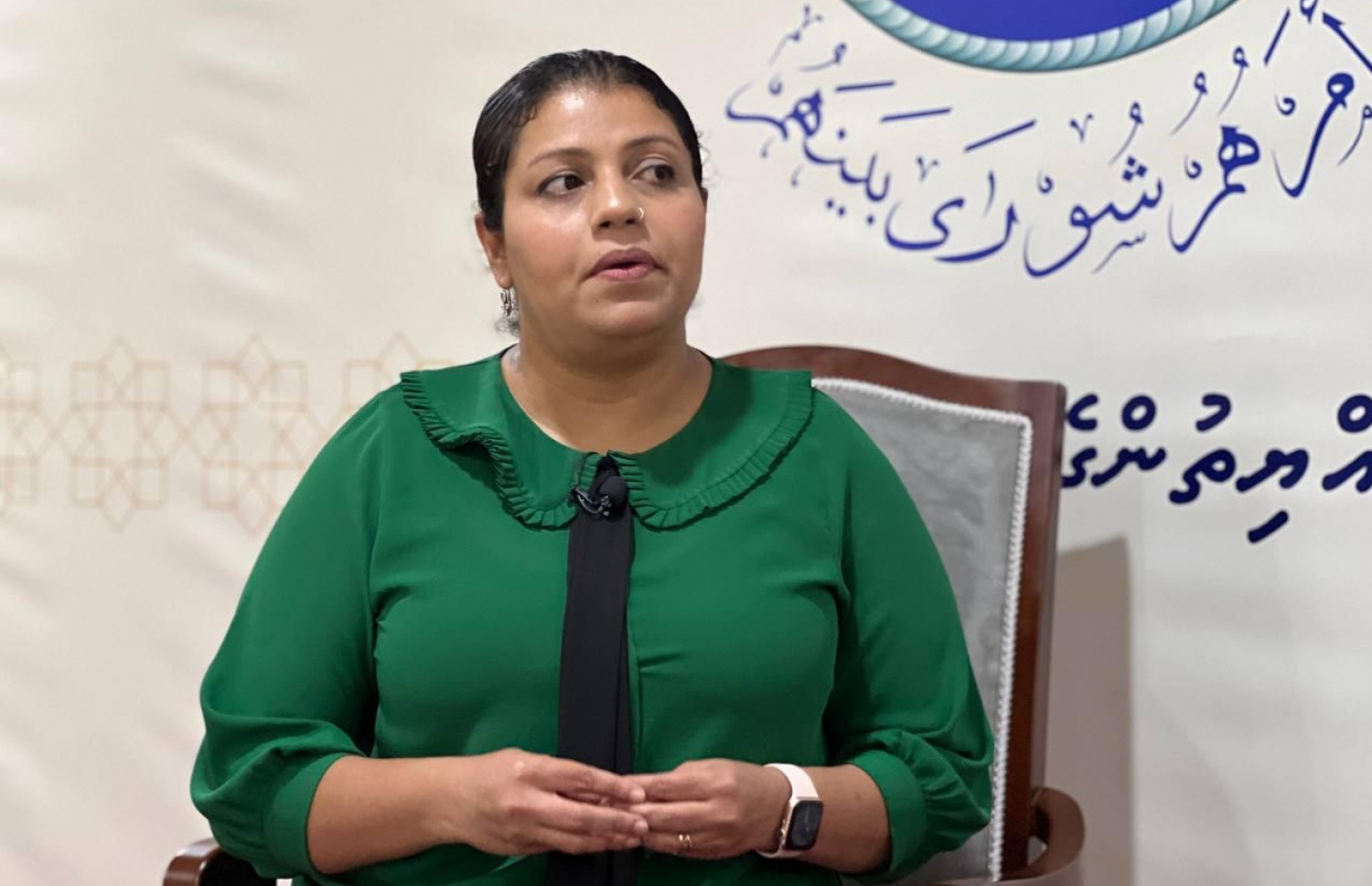 ރައްޔިތުންގެ މަޖިލީހުގެ ޖެންޑާ ކޮމިޓީގެ މުގައްރަރު. "މިހާރު" އަށް އިންޓަވިއު ދެއްވަނީ--