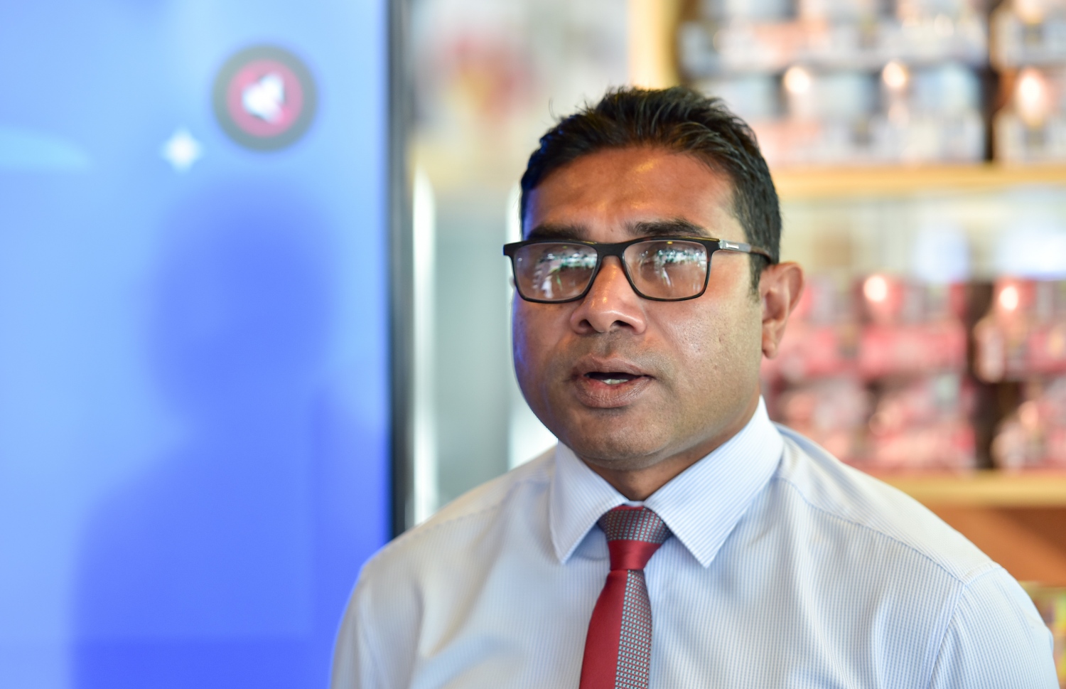 މިފްކޯގެ ސީއީއޯ އިސްމާއިލް---ފޮޓޯ: މިހާރު