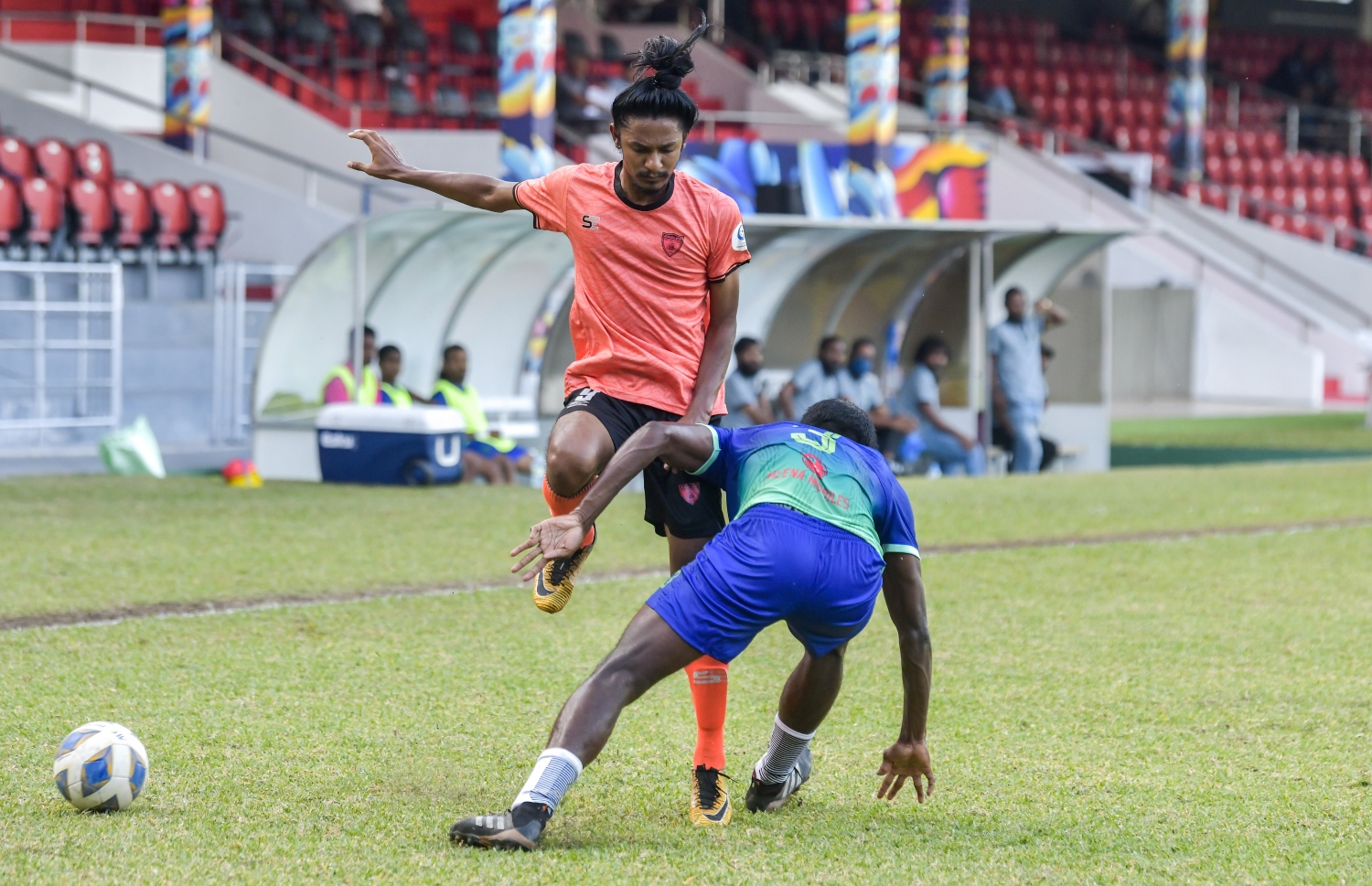 ސަސް އާއި އީގަލްސް މިއަދު ކުޅުނު މެޗުގެ ތެރެއިން: މި މެޗުން ވެސް ސަސް ވަނީ ބަލިވެފައި --- ފޮޓޯ: ފަޔާޒު މޫސާ | މިހާރު