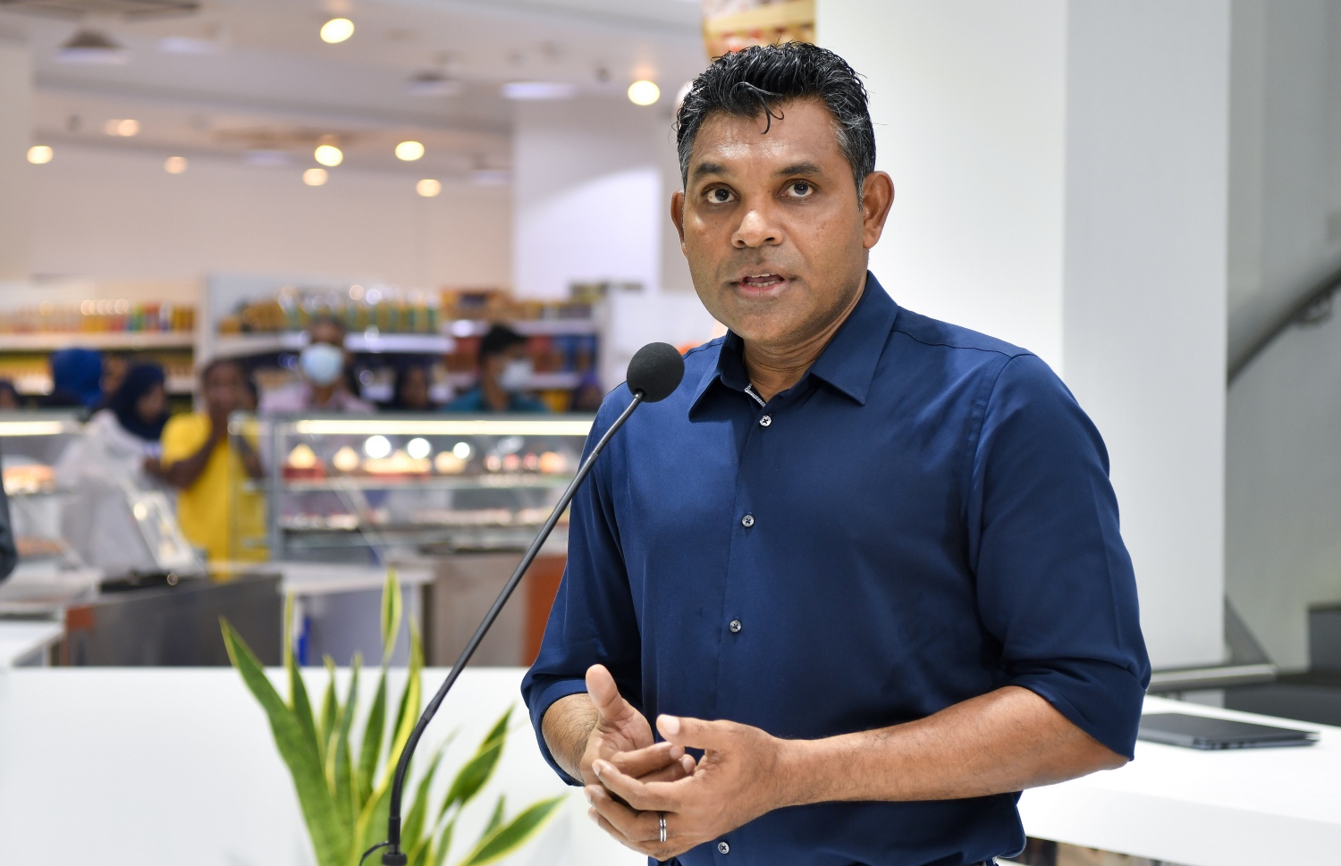 އެސްޓީއޯ ޕީޕަލްސް ޗޮއިސް ހުޅުއްވައި ދެއްވައި ނައިބު ރައީސް ވާހަކަފުޅު ދައްކަވަނީ-- ފޮޓޯ: ފަޔާޒު މޫސާ/މިހާރު