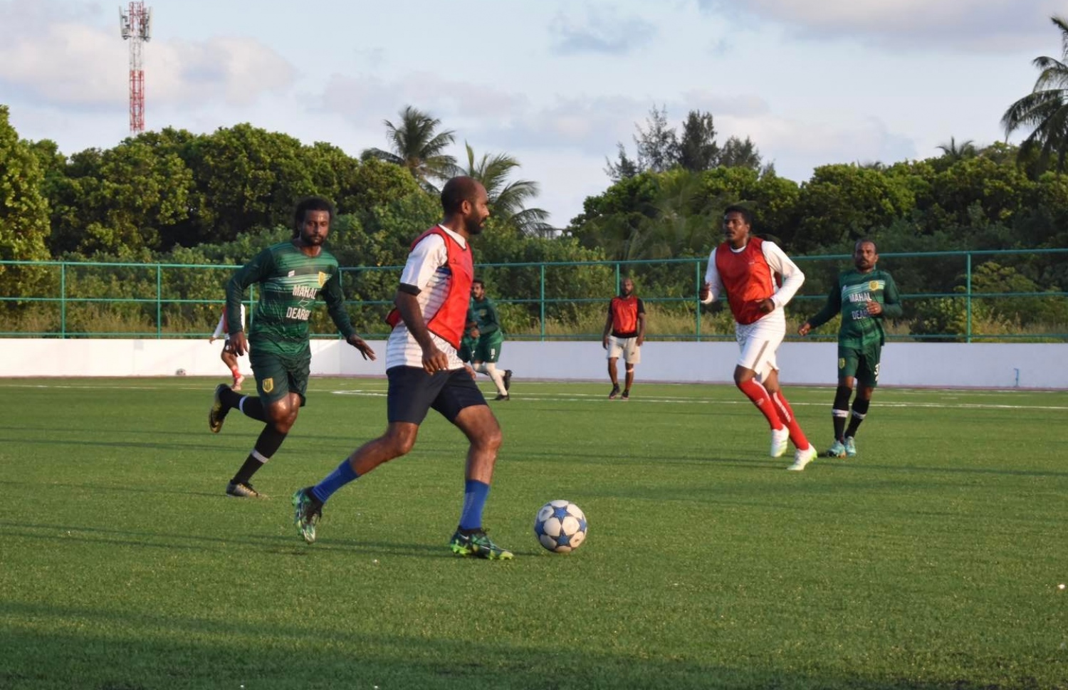 ލ. ގަމުގައި ކުޅުނު މެޗެއްގެތެރެއިން