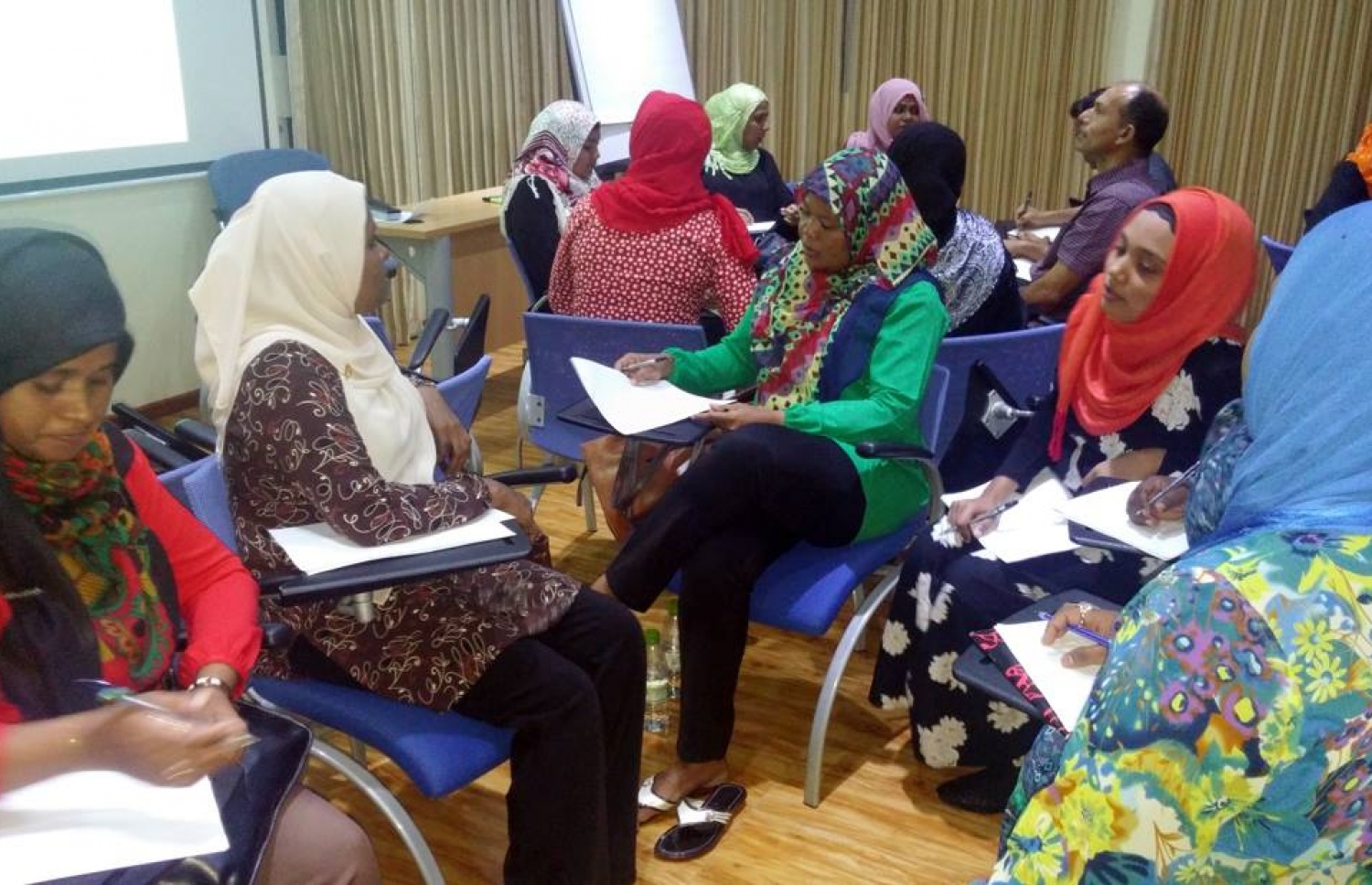 ޑައުންސިންޑްރޯމް އަށް ބެލެނިވެރިން ހޭލުންތެރިކަން ބޭއްވި ޓްރެއިނިން ޕްރޮގްރާމް.