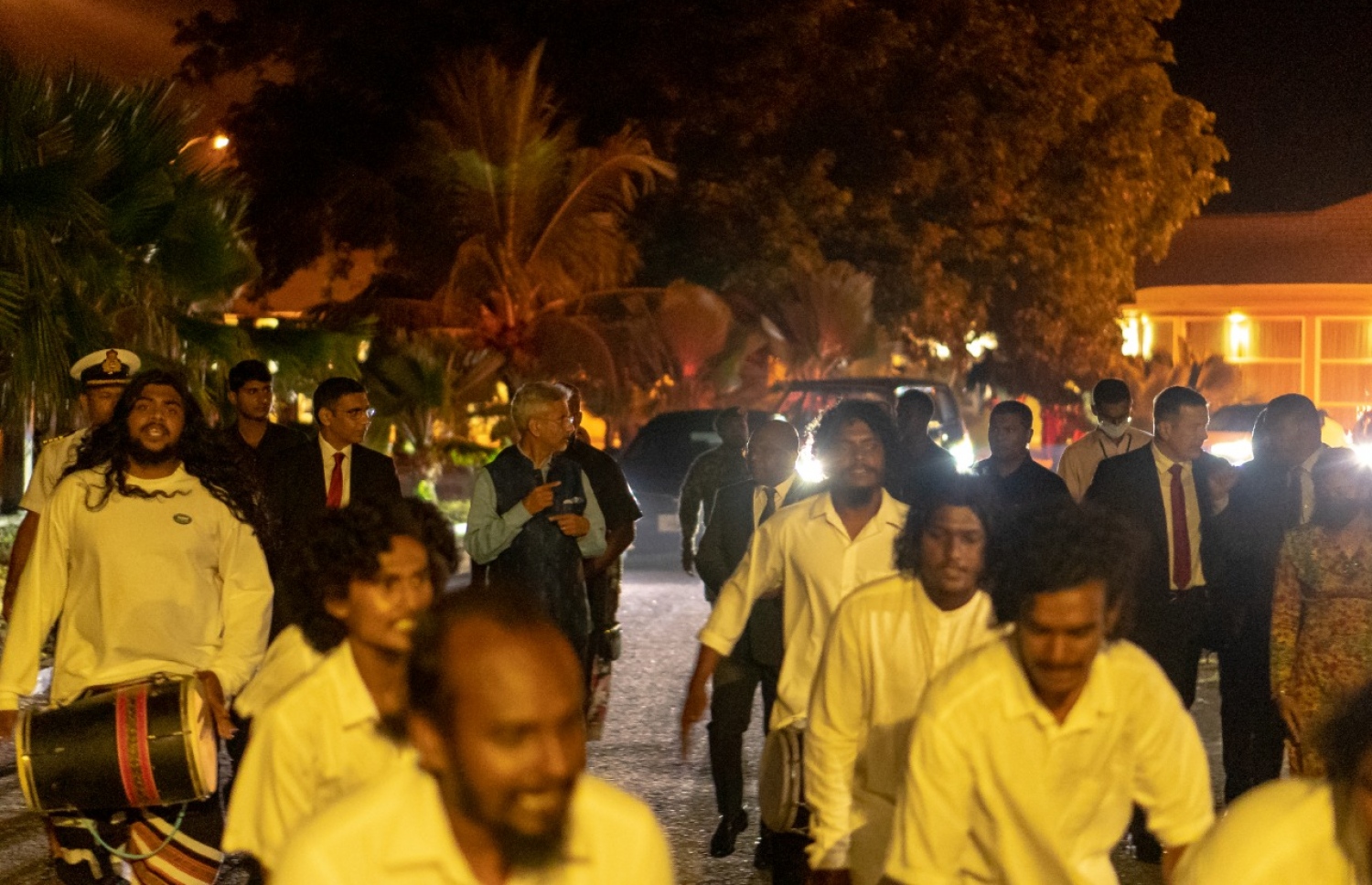 އިންޑިއާގެ ފޮރިން މިނިސްޓަރު ޑރ. ޖައިޝަންކަރު ރާއްޖެއަށް ވަޑައިގަތުމުން މަރުހަބާ ދަންނަވަނީ- ފޮޓޯ: ފޮރިން މިނިސްޓްރީ