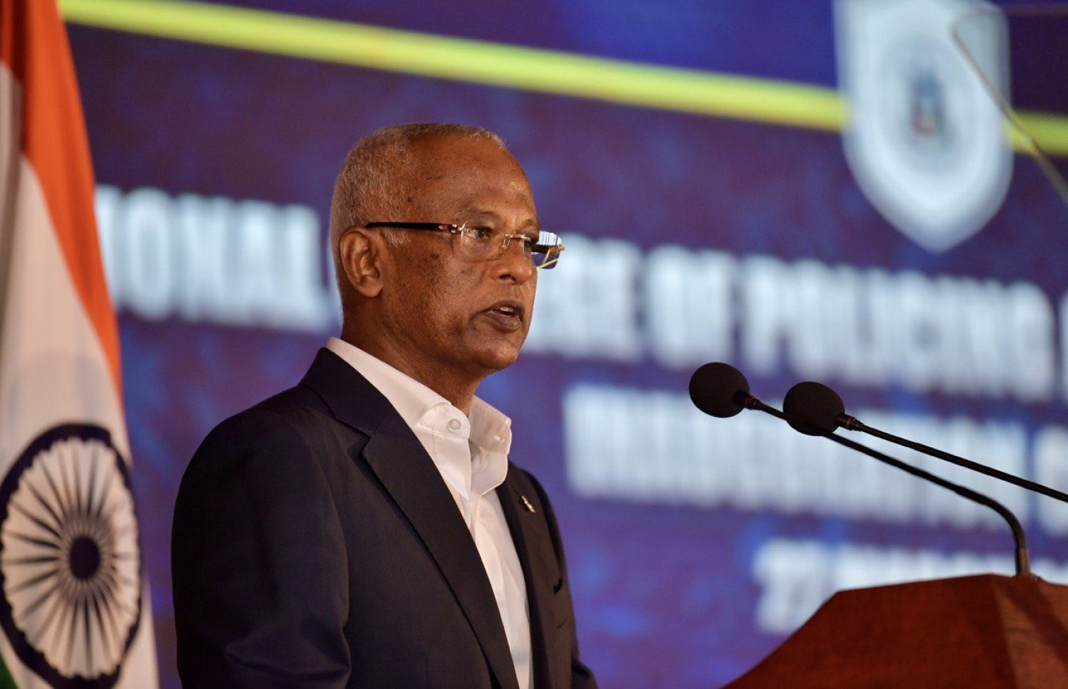 ޕޮލިސް އެކަޑަމީ ހުޅުވުމަށް ބޭއްވި ރަސްމިއްޔާތުގައި ރައީސް އިބްރާހިމް މުހައްމަދު ސޯލިހު ވާހަކަފުޅު ދައްކަވަނީ-- ފޮޓޯ: ރައީސް އޮފީސް