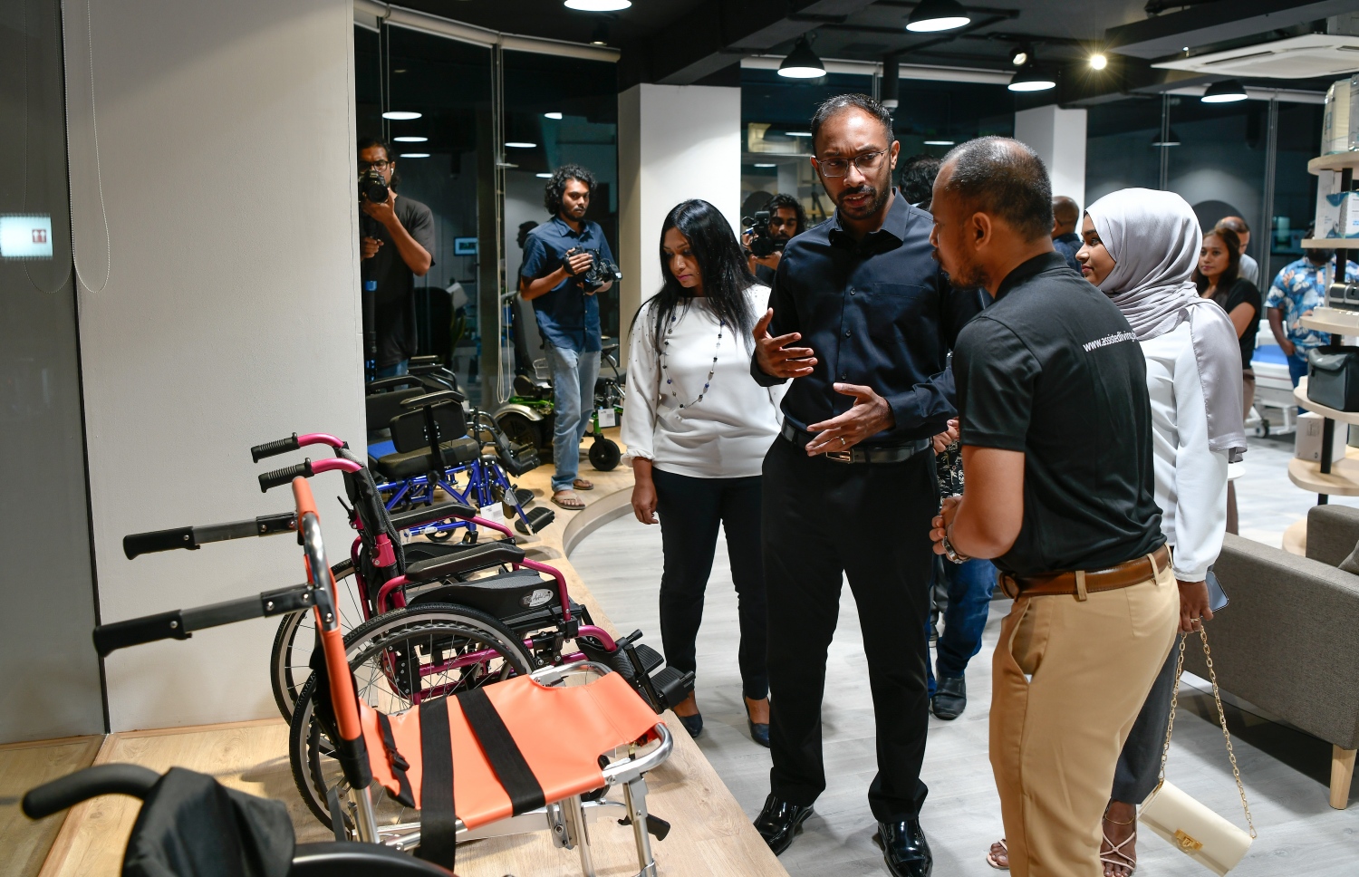 އެސިސްޓެޑް ލިވިިން ޝޯރޫމް: މި ޝޯރޫމުން ގިނަ ސިއްހީ ކަންކަމަށް ހާއްސަ މެޝިނާއި ޑިވައިޒްތައް ލިބޭނެ--ފޮޓޯ:ނިޝާން އަލީ/ މިހާރު