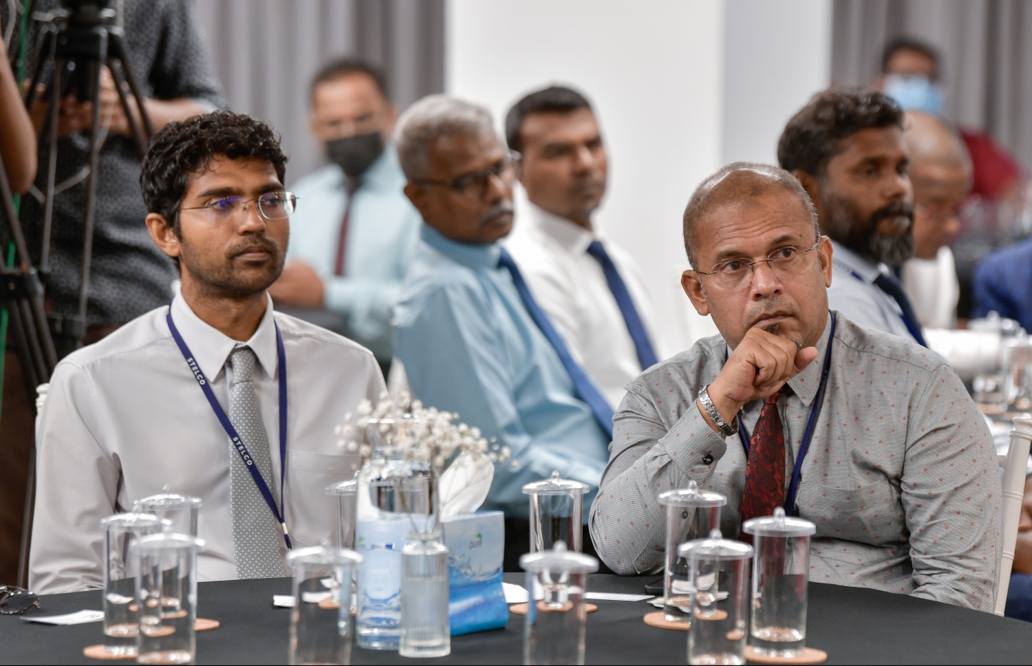 މާލެ- މާޗް 29، 2022: އަވިން އިޔާދަކުރަނިވި ހަކަތަ އުފެއްދުމުގެ ބޮޑު މަޝްރޫއުގެ އެއްބަސްވުންތަކުގައި ސޮއިކުރުމަށް ބޭއްވި ރަސްމިއްޔާތުގައި ސްޓެލްކޯގެ އެމްޑީ އަހްމަދު ޝަރީފް ބައިވެރިވެވަޑައިގަންނަވަނީ -- ފޮޓޯ: ނިޝާން އަލީ | މިހާރު