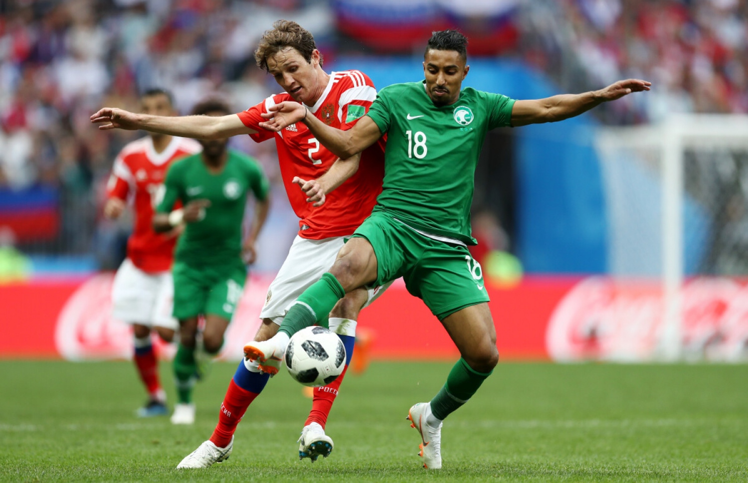 ރަޝިއާ އެންމެ ފަހުން އޭއެފްސީ މެމްބަރު ގައުމަކާ ދެކޮޅަށް ކުޅުނު މެޗެއް: އަމިއްލަ ފަސްގަނޑުގައި 2018 ގެ ވޯލްޑް ކަޕުގައި ކުޅުނު ފުރަތަމަ މެޗު ސައުދީ އަރަބިއްޔާއާ ވާދަކޮށް މޮޅުވީ 5-0 އިން.-- ފޮޓޯ: ގެޓީ އިމޭޖަސް