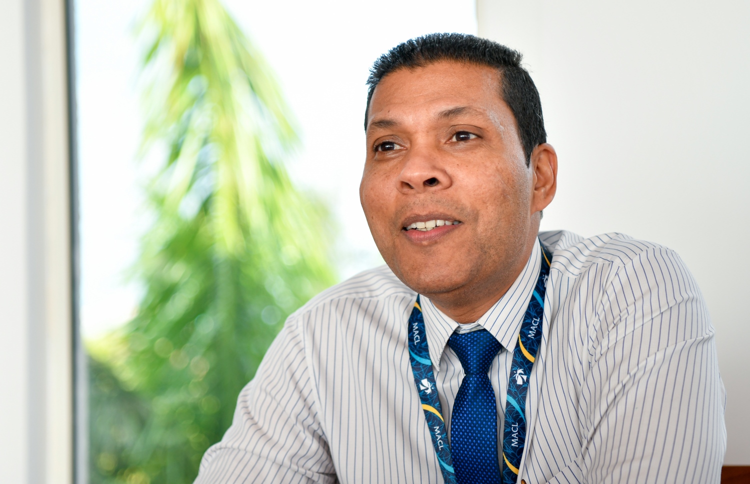 އެމްއޭސީއެލްގެ ޑީއެމްޑީ ތޯހާ: އޭނާގެ ހަޔާތުގައި އައި އެންމެ ބޮޑު ބަދަލަކީ އާ ރަންވޭ ބޭނުންކުރަން ފެށުން ކަމަށް ވިދާޅުވި.---ފޮޓޯ: ފަޔާޒު މޫސާ| މިހާރު