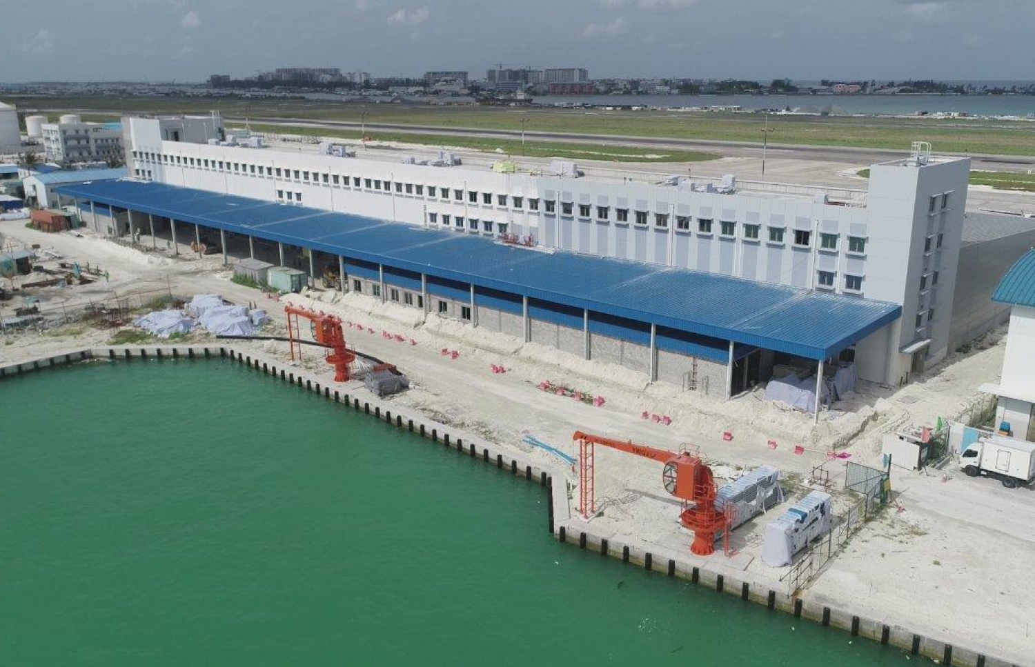 ކާގޯ ޓާމިނަލް: މިތަނުގެ ހާބަރުގެ މަސައްކަތުގެ 98 ޕަސެންޓް ނިމިފައިވާ ކަމަށް ރައީސް އޮފީހުން ބުނޭ.