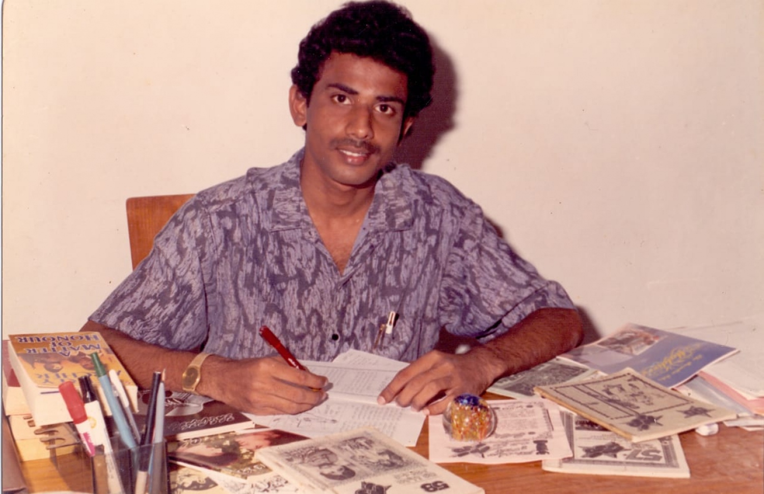 ވަޖީހު، އީޕީއެސްގައި ނެރުނު "ތަރިި" މަޖައްލާގެ މަސައްކަތެއްގައި.-