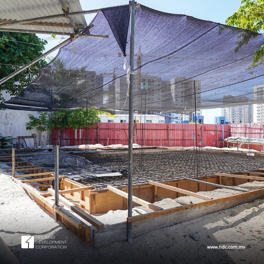 ހުޅުމާލެ ދެވަނަ ފިޔަވަހީގައި ހަދާ "ހެރިޓޭޖް ޑިސްޓްރިކްޓް" ގައި އެސްޖެހިގެ ބެހެއްޓުމުގެ މަސައްކަތް ކުރަނީ -- ފޮޓޯ: އެޗްޑީސީ