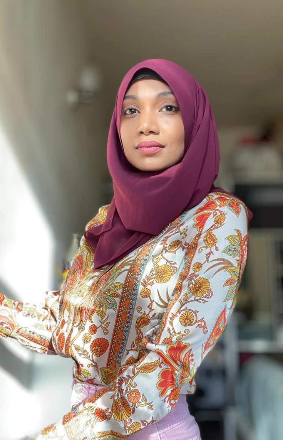 ކުޑޫ: އޭނާ އުޅުނީ ހީތަކެއްގެ މަތީގައި.