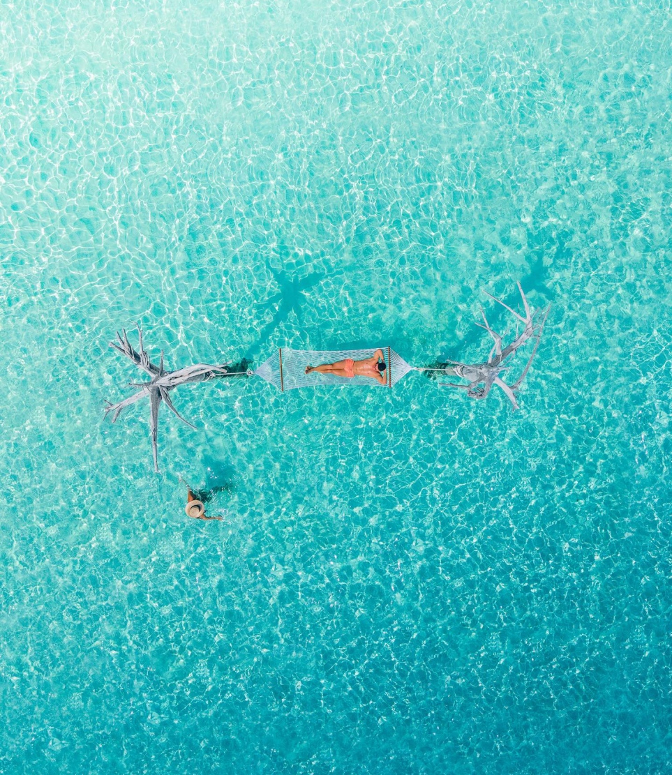 ފޮޓޯ: އަކްޝަމް