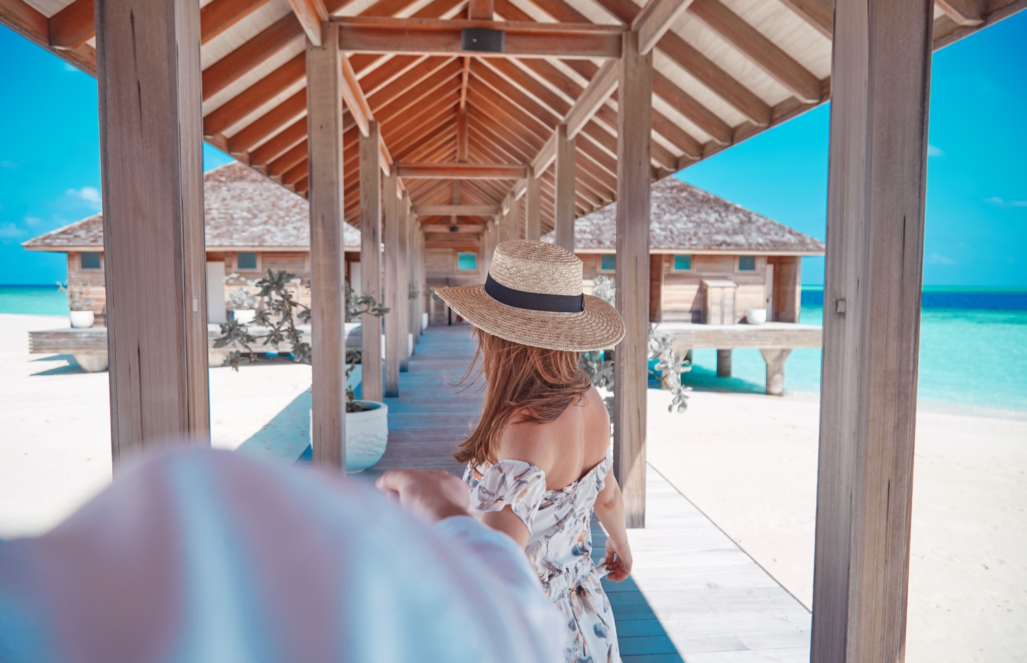 އަކްޝަމް ހުރަވަޅި ރިސޯޓްގައި މަސައްކަތްކުރި އިރުގައި ގެސްޓް ފޮޓޯޝޫޓެއްގެ ތެރެއިން ނެގި ފޮޓޯއެއް -- ފޮޓޯ: އަކްޝަމް