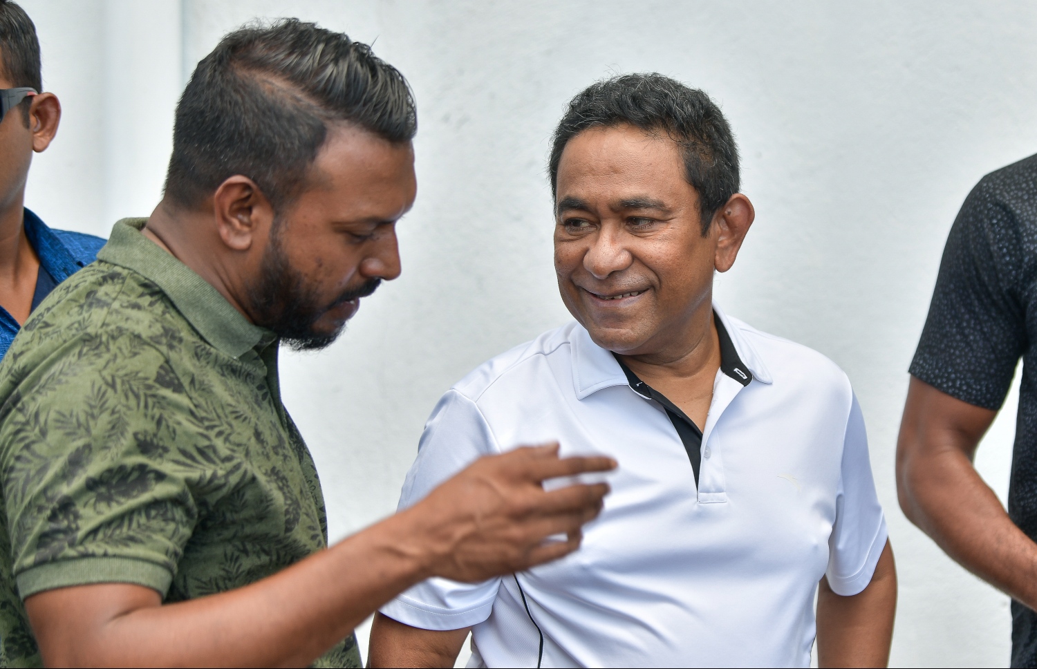 އިދިކޮޅު ލީޑަރު އަބްދުﷲ ޔާމީން ހ. ދޫވެހިން ނިކުމެވަޑައިގަންނަވަނީ -- ފޮޓޯ: ނިޝާން އަލީ | މިހާރު